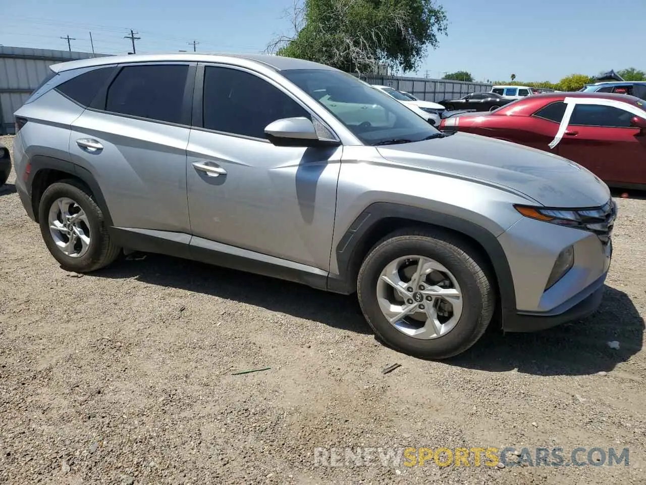 4 Photograph of a damaged car 5NMJA3DE7RH434597 HYUNDAI TUCSON 2024