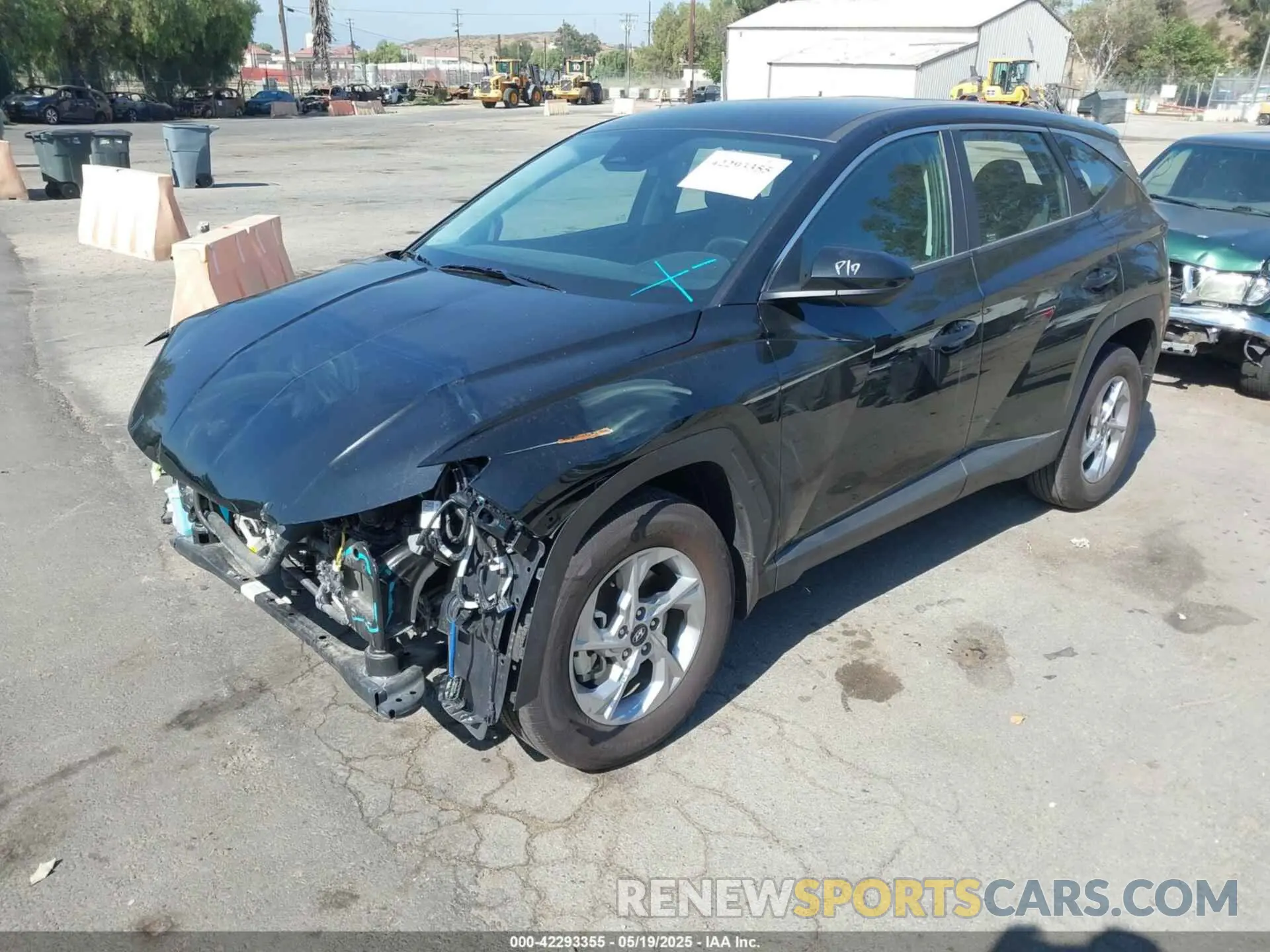 2 Photograph of a damaged car 5NMJA3DE8RH330605 HYUNDAI TUCSON 2024