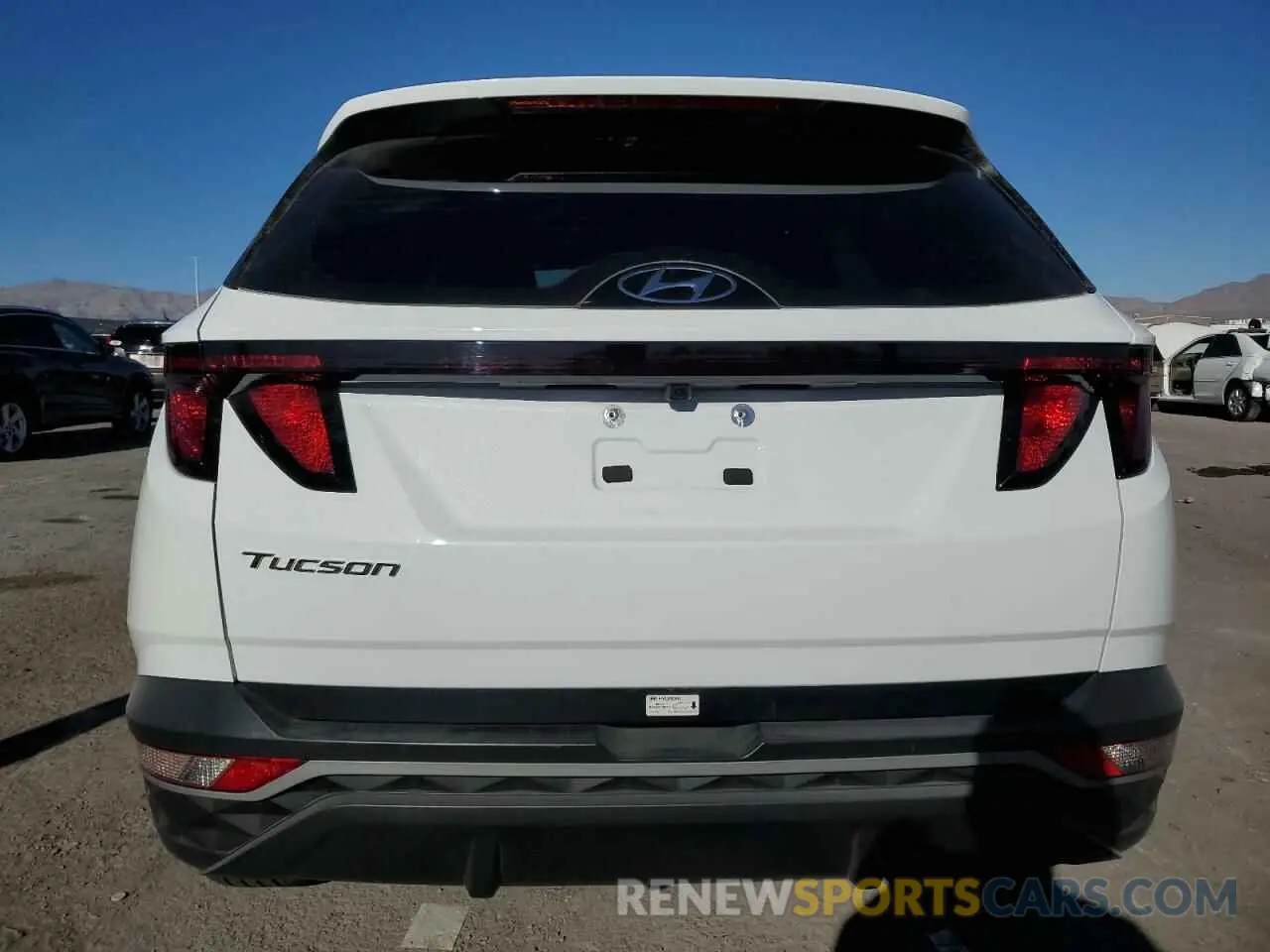 6 Photograph of a damaged car 5NMJA3DE9RH335389 HYUNDAI TUCSON 2024