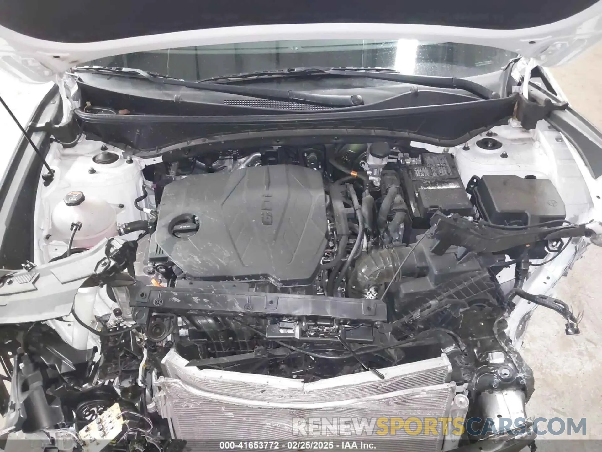 10 Photograph of a damaged car 5NMJACDE0RH418046 HYUNDAI TUCSON 2024