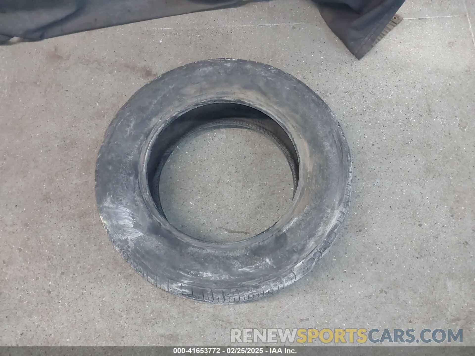 12 Photograph of a damaged car 5NMJACDE0RH418046 HYUNDAI TUCSON 2024