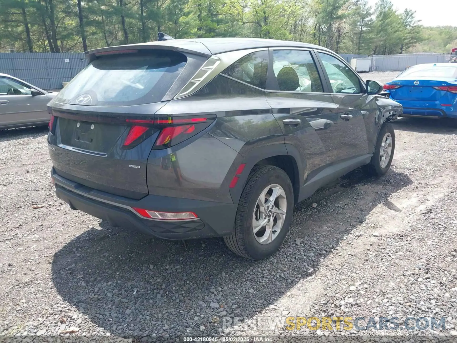 4 Photograph of a damaged car 5NMJACDE3RH326168 HYUNDAI TUCSON 2024