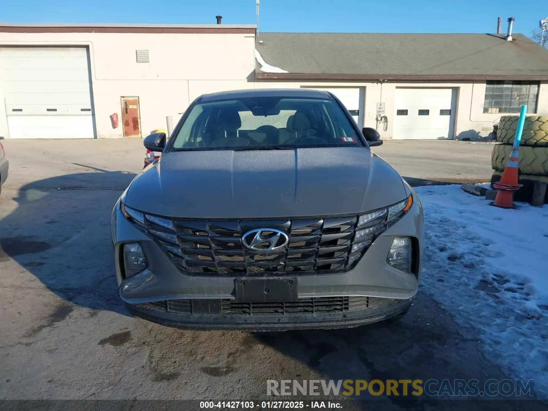 11 Photograph of a damaged car 5NMJACDE4RH415408 HYUNDAI TUCSON 2024