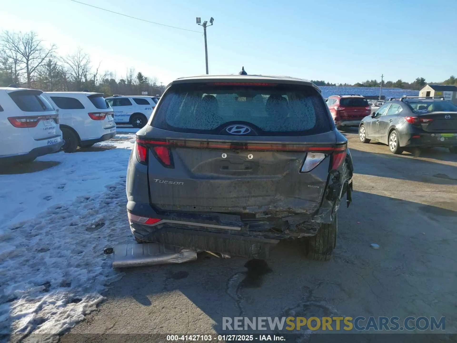 15 Photograph of a damaged car 5NMJACDE4RH415408 HYUNDAI TUCSON 2024