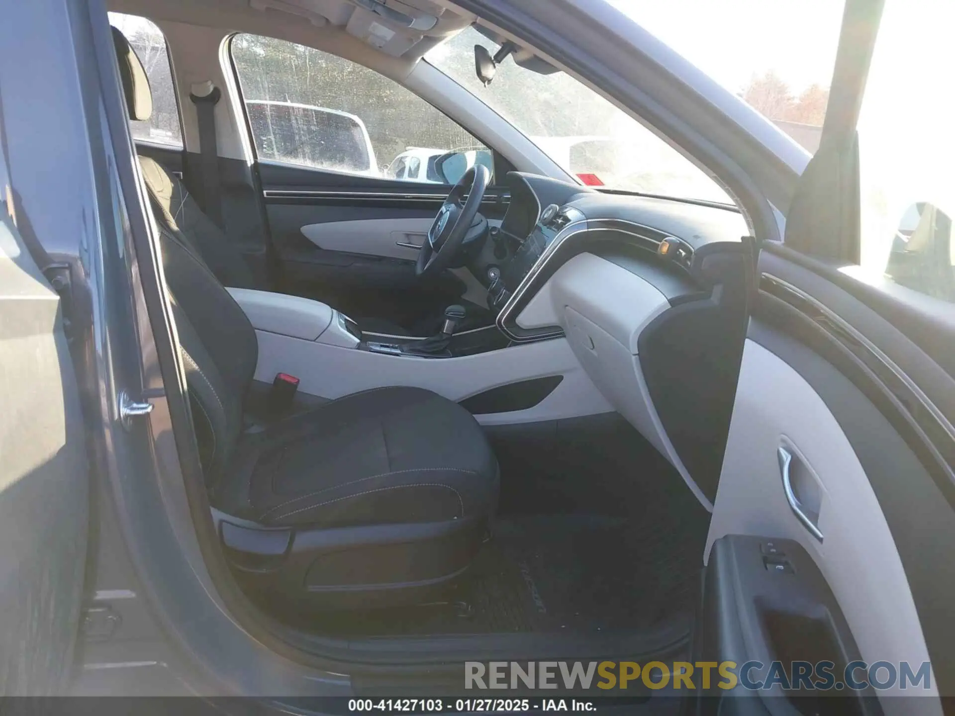 5 Photograph of a damaged car 5NMJACDE4RH415408 HYUNDAI TUCSON 2024