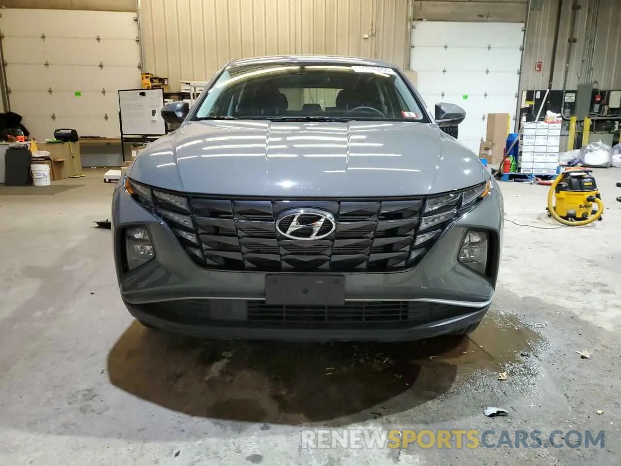 5 Photograph of a damaged car 5NMJACDE5RH436669 HYUNDAI TUCSON 2024