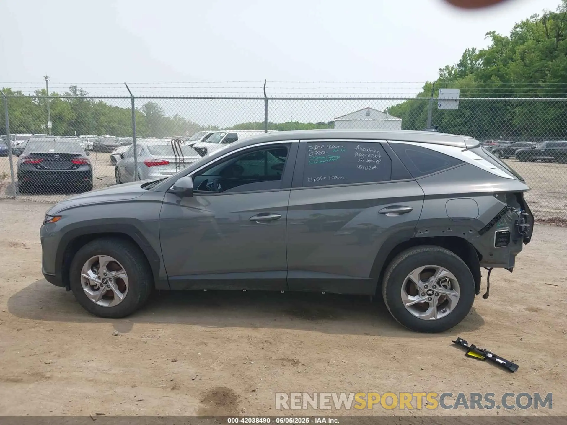14 Photograph of a damaged car 5NMJACDE9RH392272 HYUNDAI TUCSON 2024