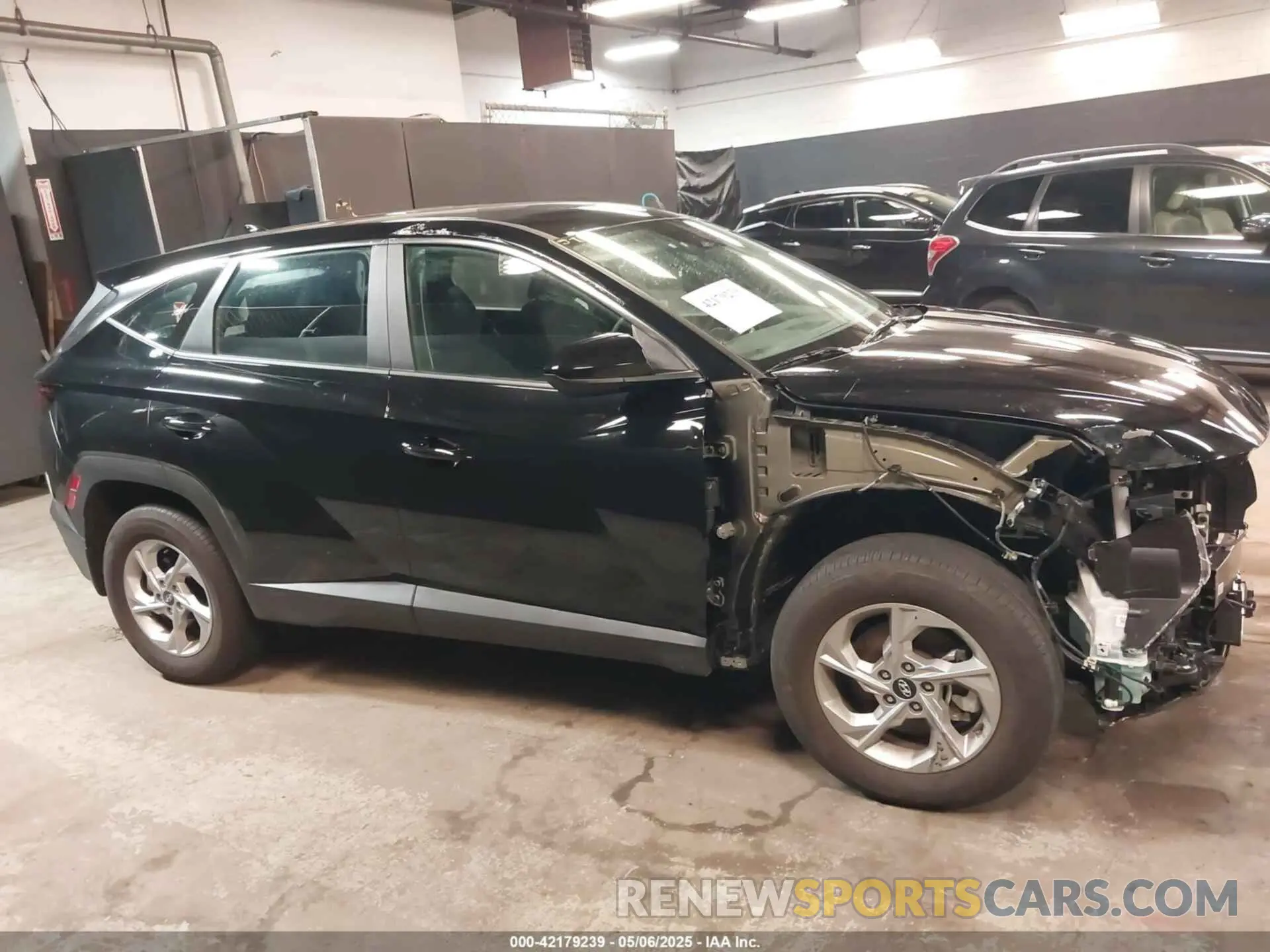 14 Photograph of a damaged car 5NMJACDE9RH400077 HYUNDAI TUCSON 2024