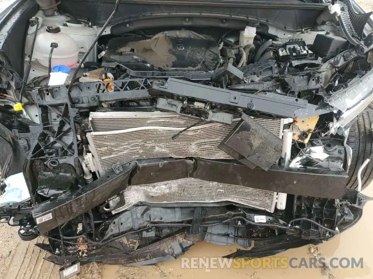 13 Photograph of a damaged car 5NMJB3DE0RH318462 HYUNDAI TUCSON 2024