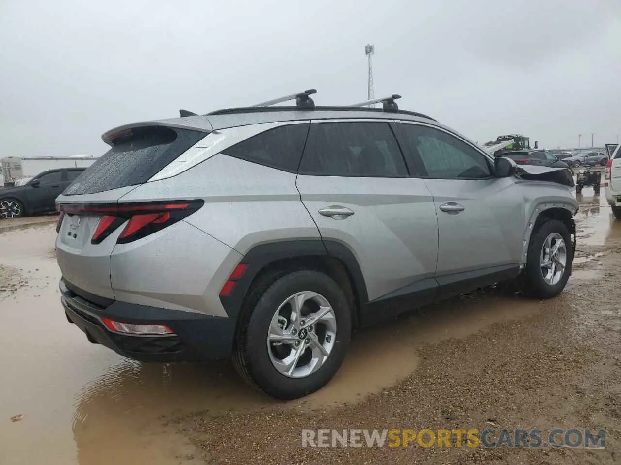 3 Photograph of a damaged car 5NMJB3DE0RH318462 HYUNDAI TUCSON 2024