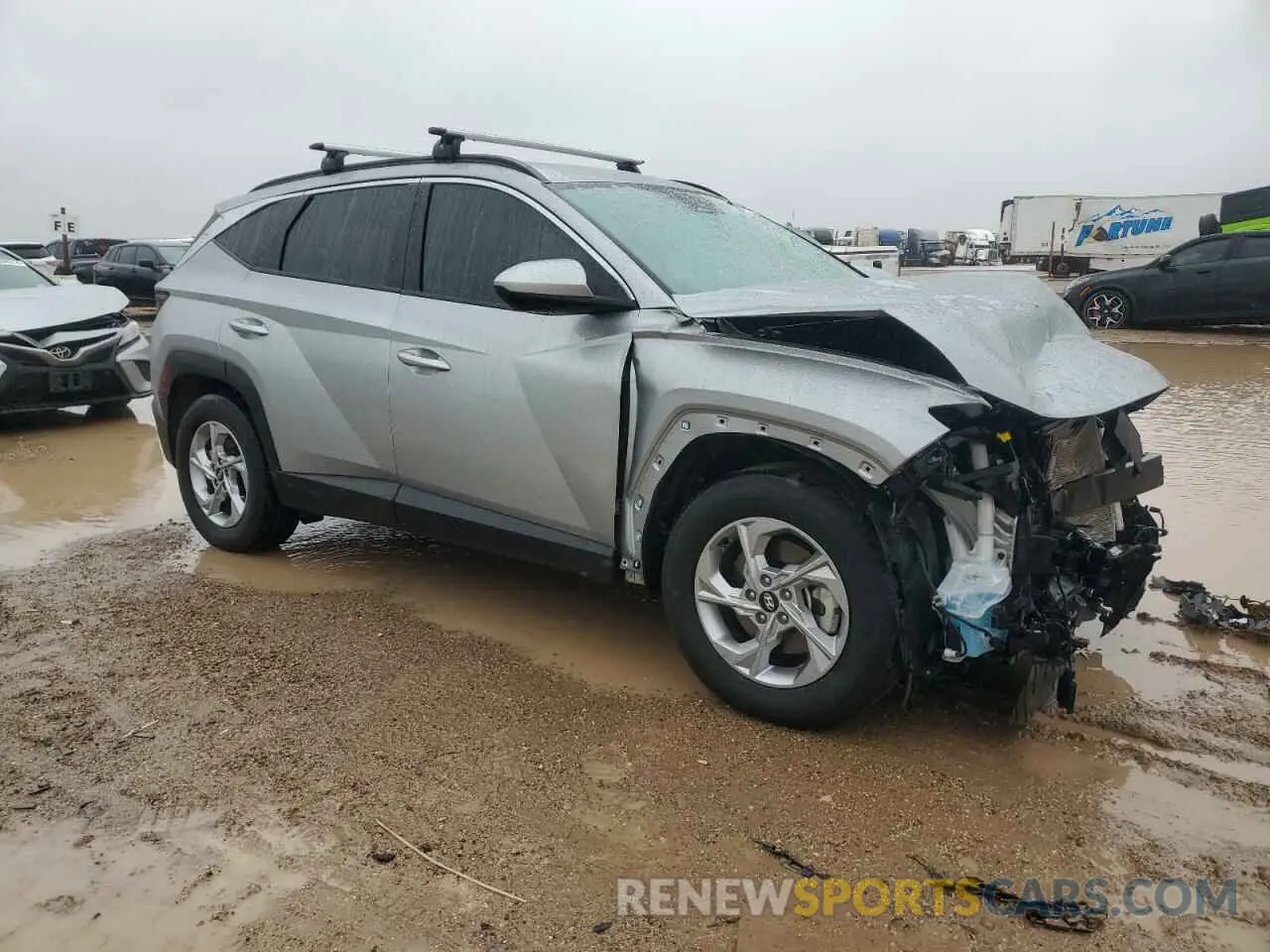 4 Photograph of a damaged car 5NMJB3DE0RH318462 HYUNDAI TUCSON 2024