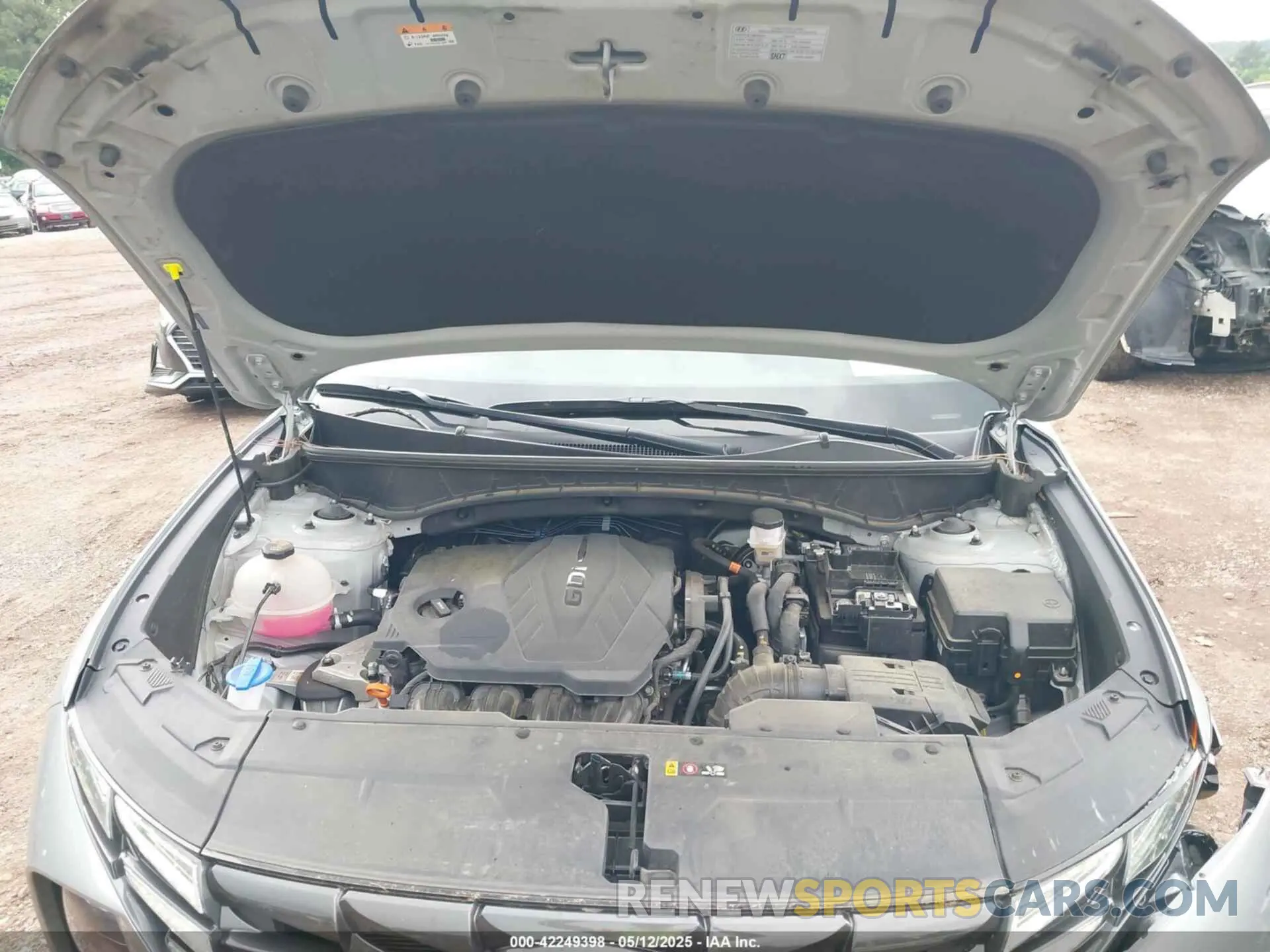 10 Photograph of a damaged car 5NMJB3DE0RH327145 HYUNDAI TUCSON 2024