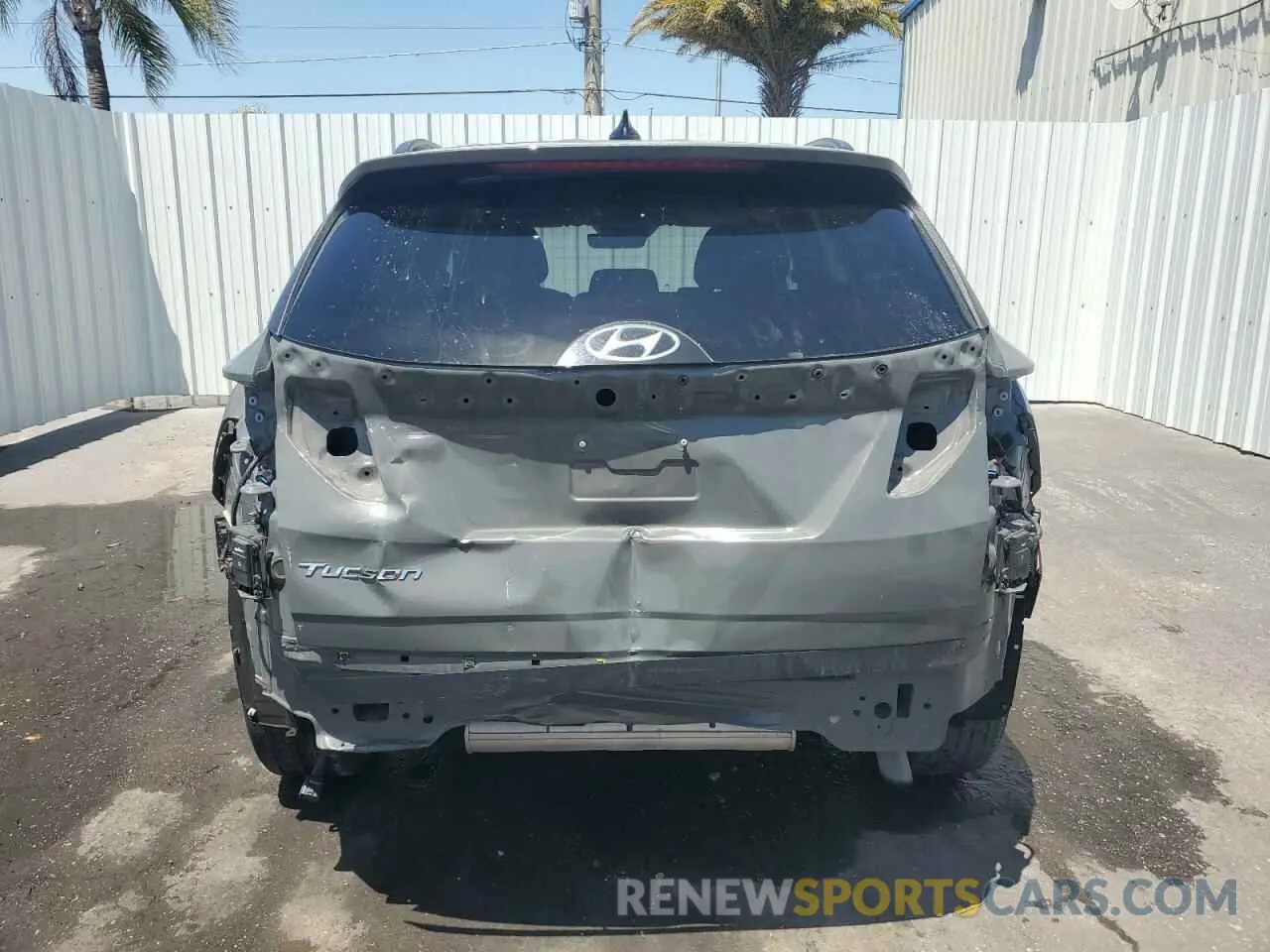 6 Photograph of a damaged car 5NMJB3DE0RH329848 HYUNDAI TUCSON 2024