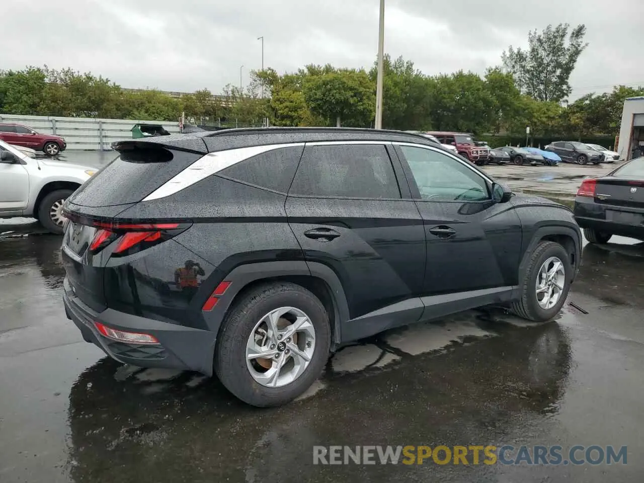 3 Photograph of a damaged car 5NMJB3DE0RH342034 HYUNDAI TUCSON 2024