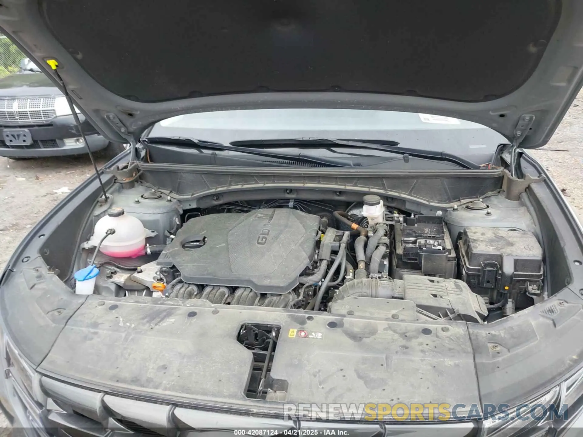 10 Photograph of a damaged car 5NMJB3DE0RH361098 HYUNDAI TUCSON 2024