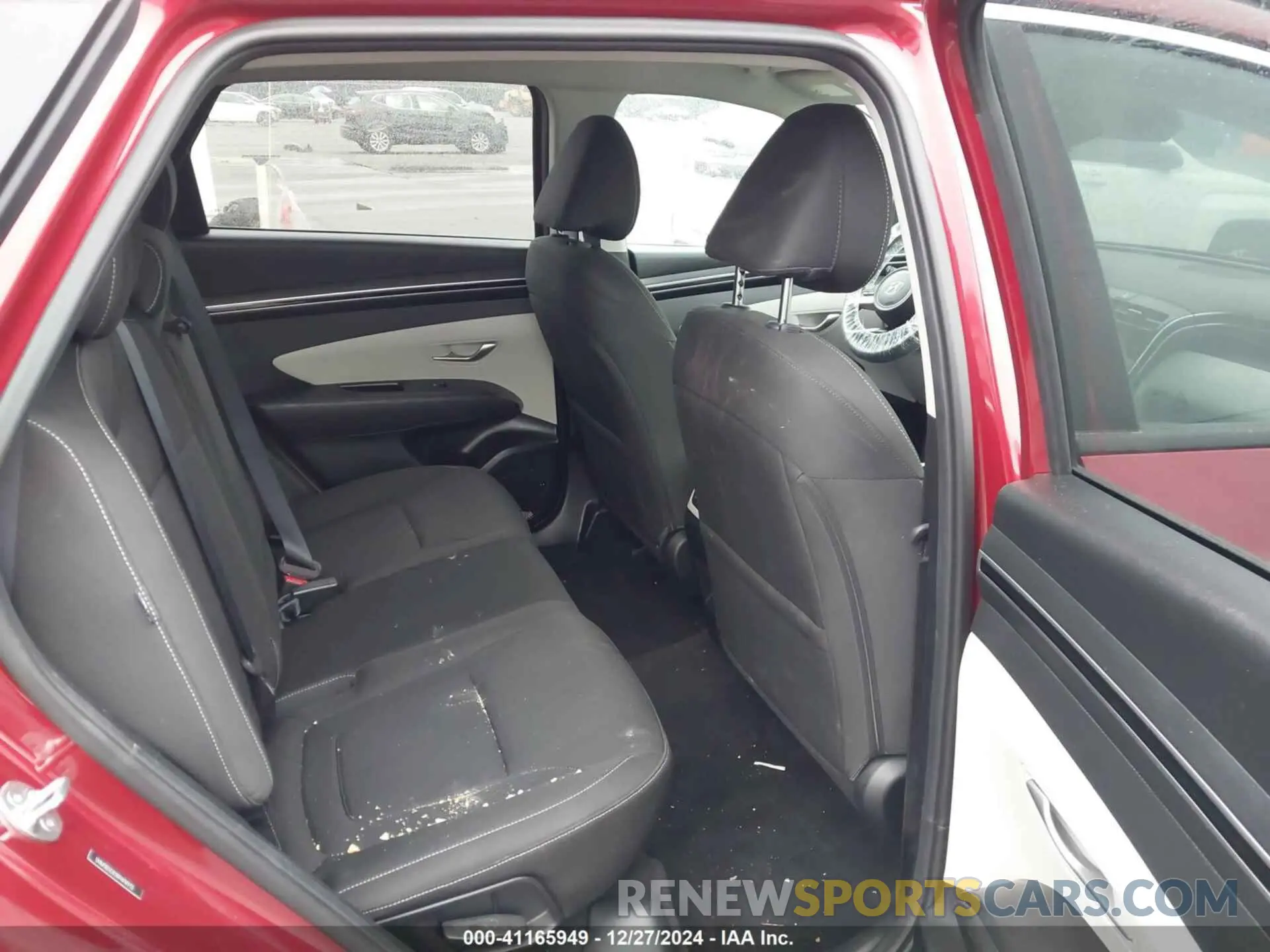 8 Photograph of a damaged car 5NMJB3DE0RH414933 HYUNDAI TUCSON 2024