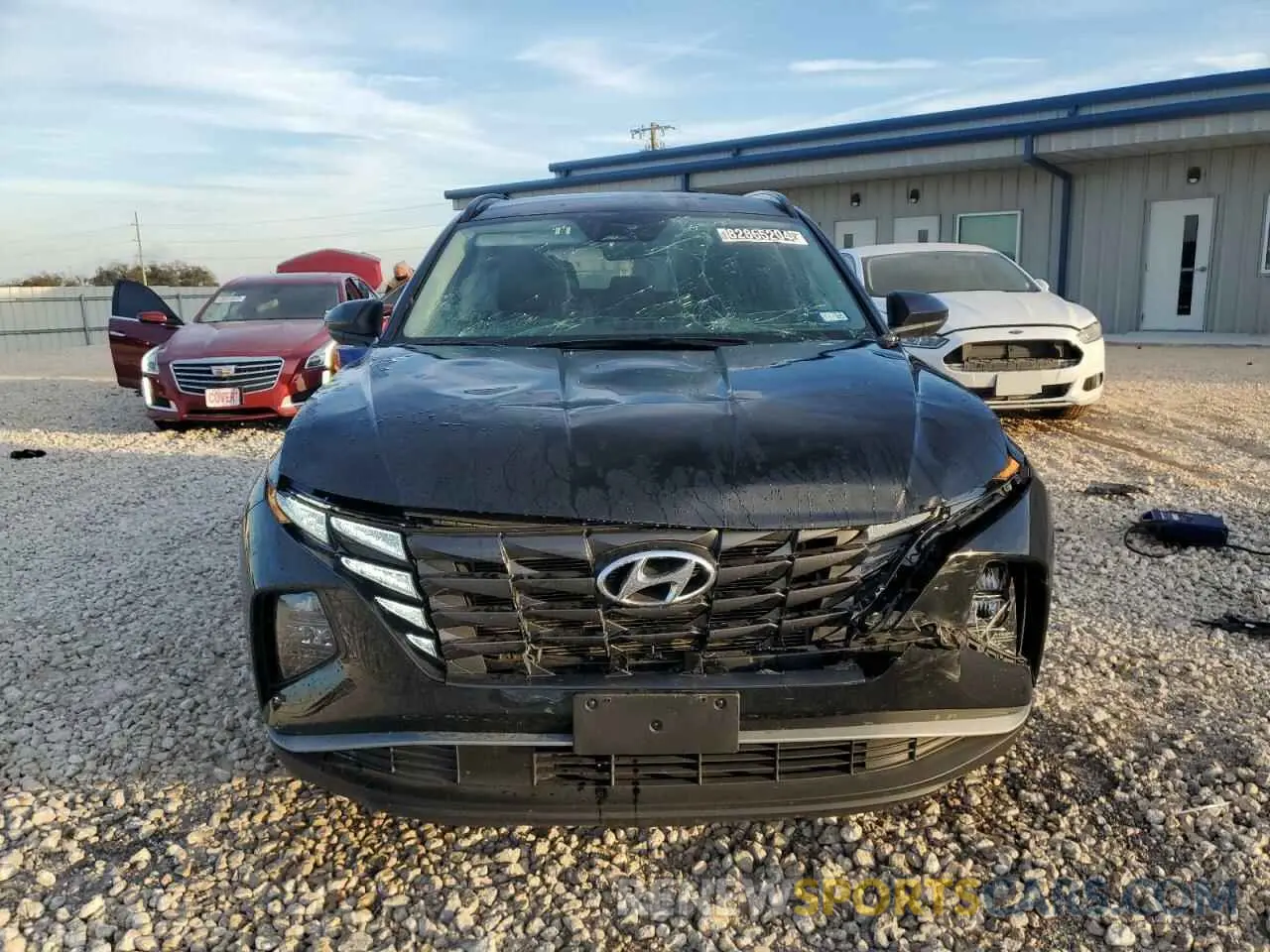5 Photograph of a damaged car 5NMJB3DE1RH349459 HYUNDAI TUCSON 2024