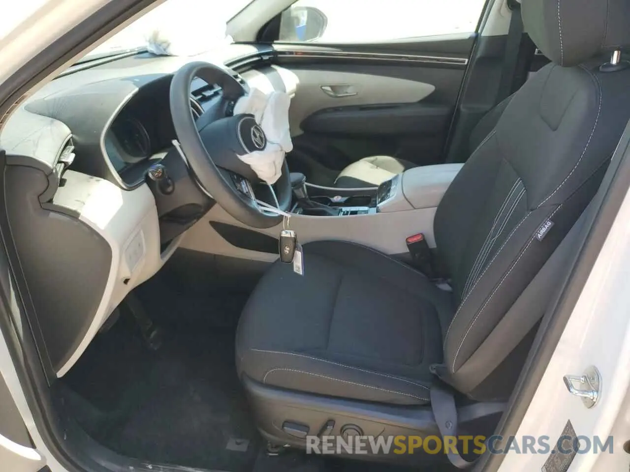 7 Photograph of a damaged car 5NMJB3DE1RH358937 HYUNDAI TUCSON 2024