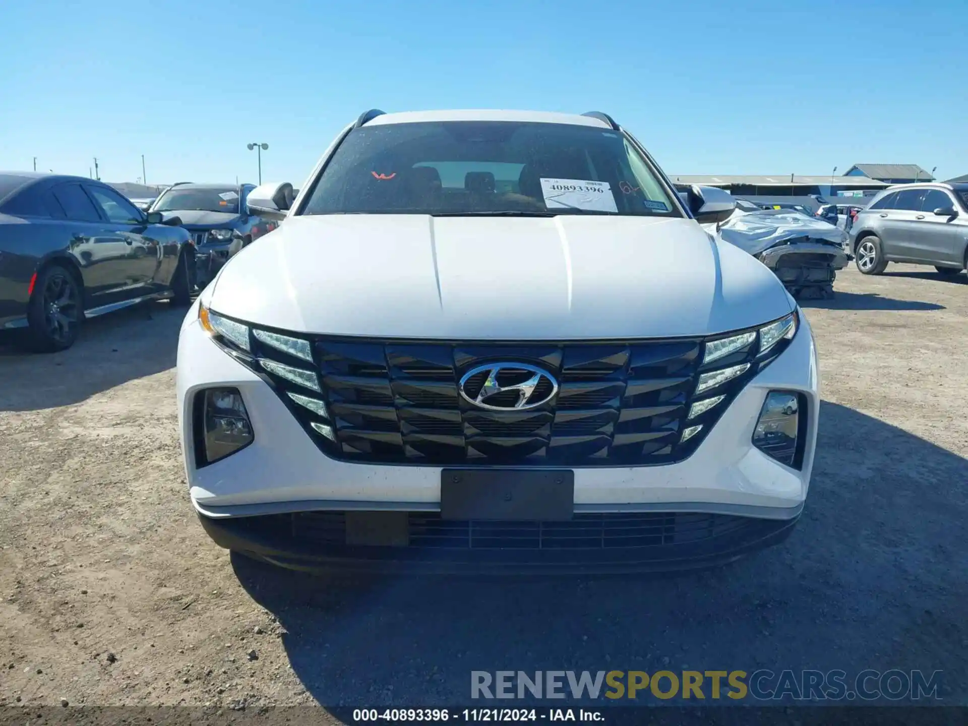 12 Photograph of a damaged car 5NMJB3DE1RH378685 HYUNDAI TUCSON 2024