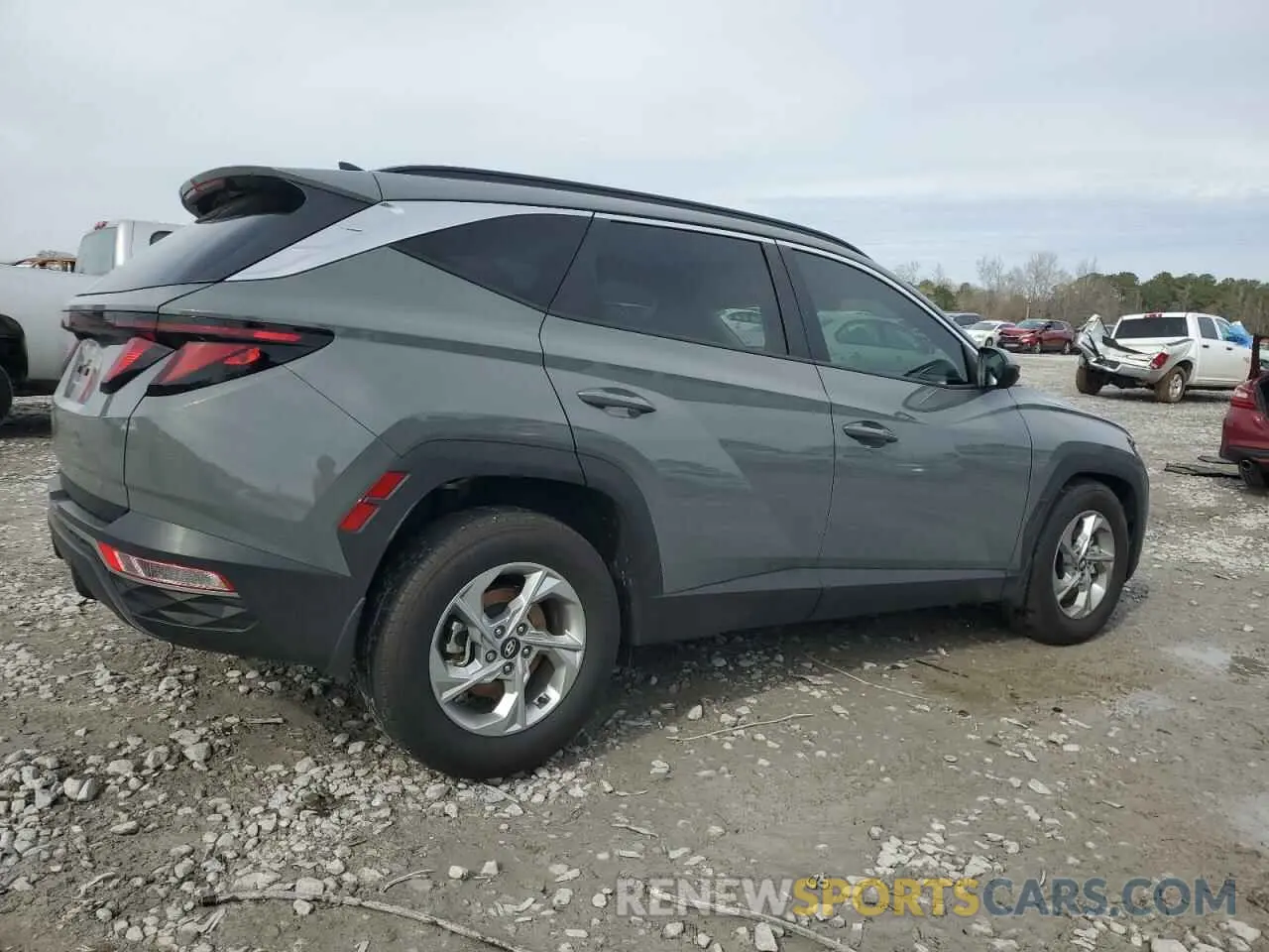 3 Photograph of a damaged car 5NMJB3DE1RH383482 HYUNDAI TUCSON 2024