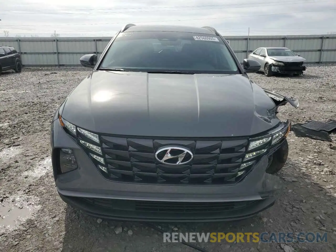5 Photograph of a damaged car 5NMJB3DE1RH383482 HYUNDAI TUCSON 2024