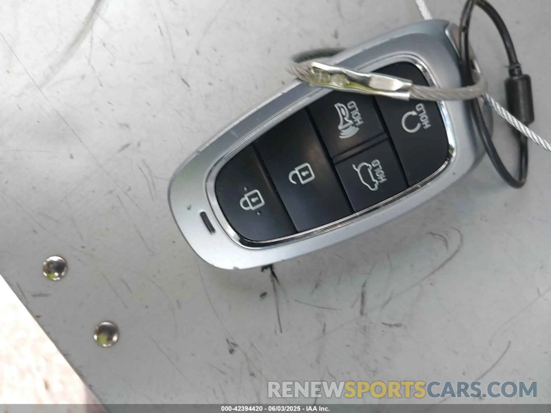 11 Photograph of a damaged car 5NMJB3DE1RH422832 HYUNDAI TUCSON 2024