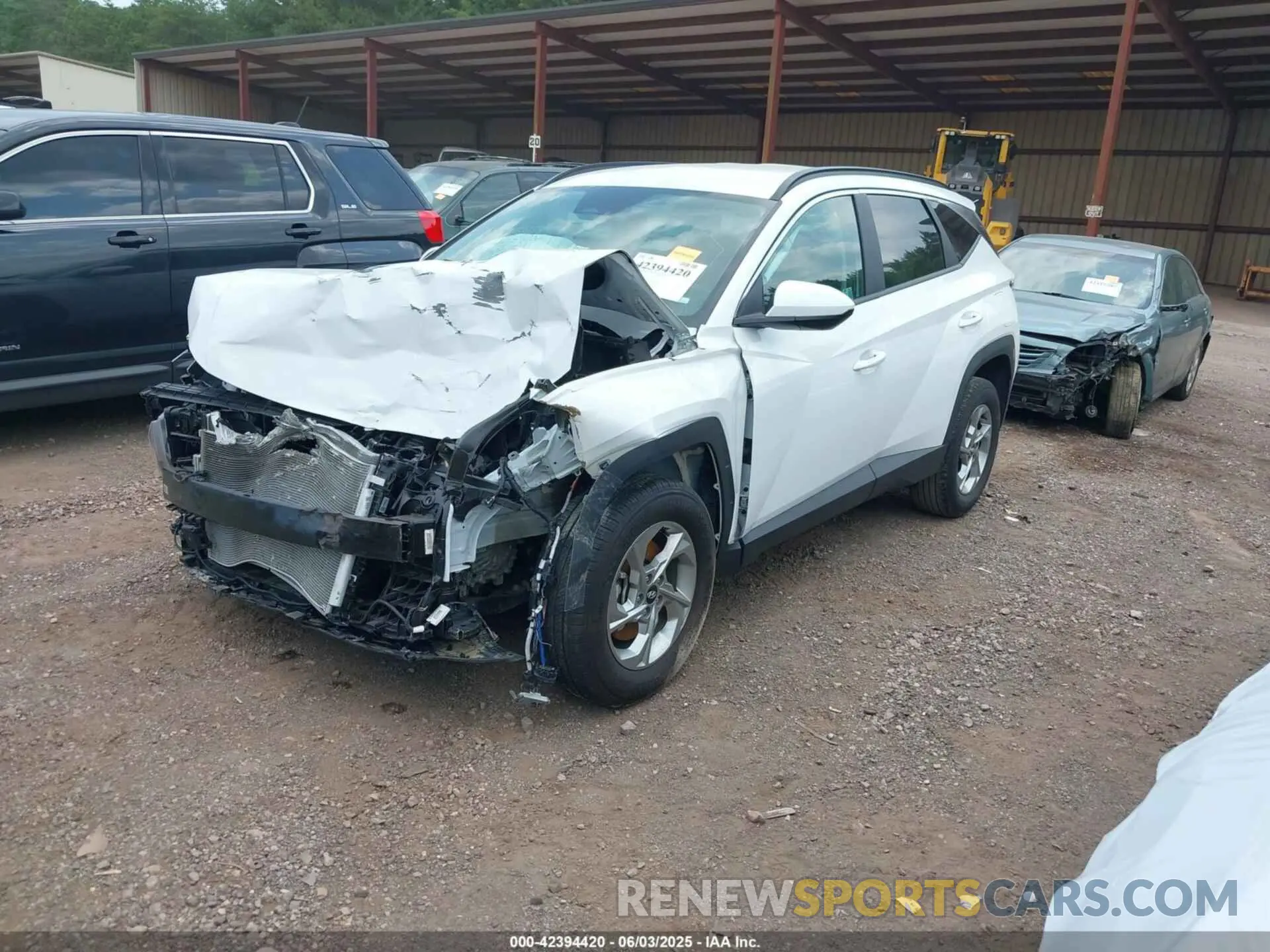 2 Photograph of a damaged car 5NMJB3DE1RH422832 HYUNDAI TUCSON 2024