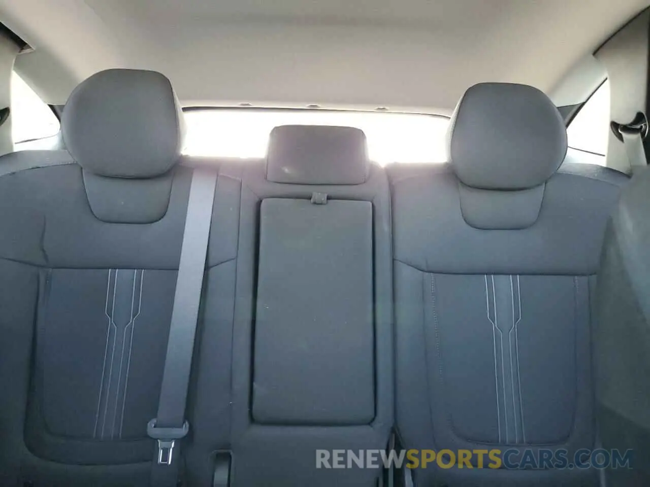 10 Photograph of a damaged car 5NMJB3DE2RH395253 HYUNDAI TUCSON 2024
