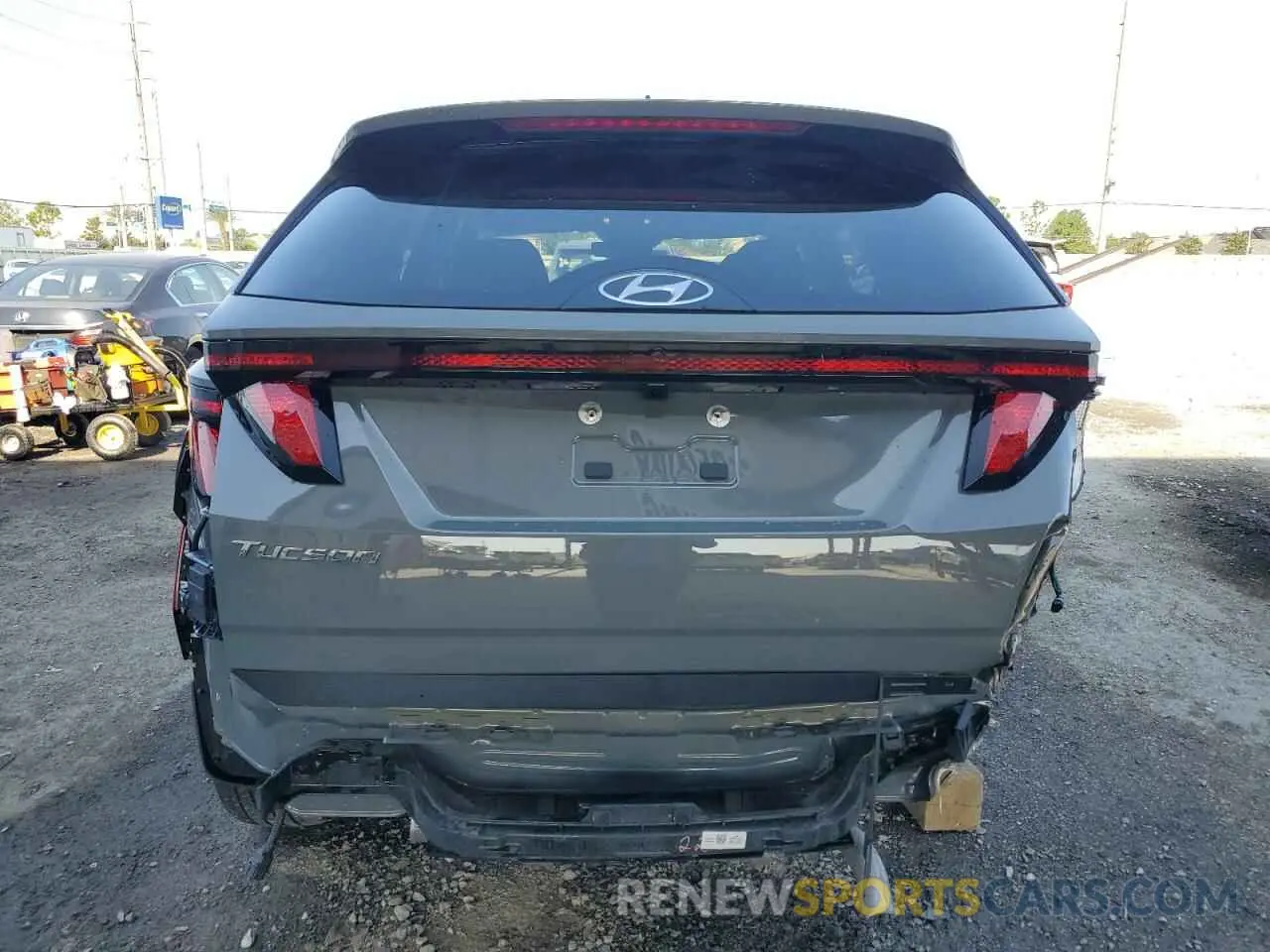 6 Photograph of a damaged car 5NMJB3DE2RH395253 HYUNDAI TUCSON 2024