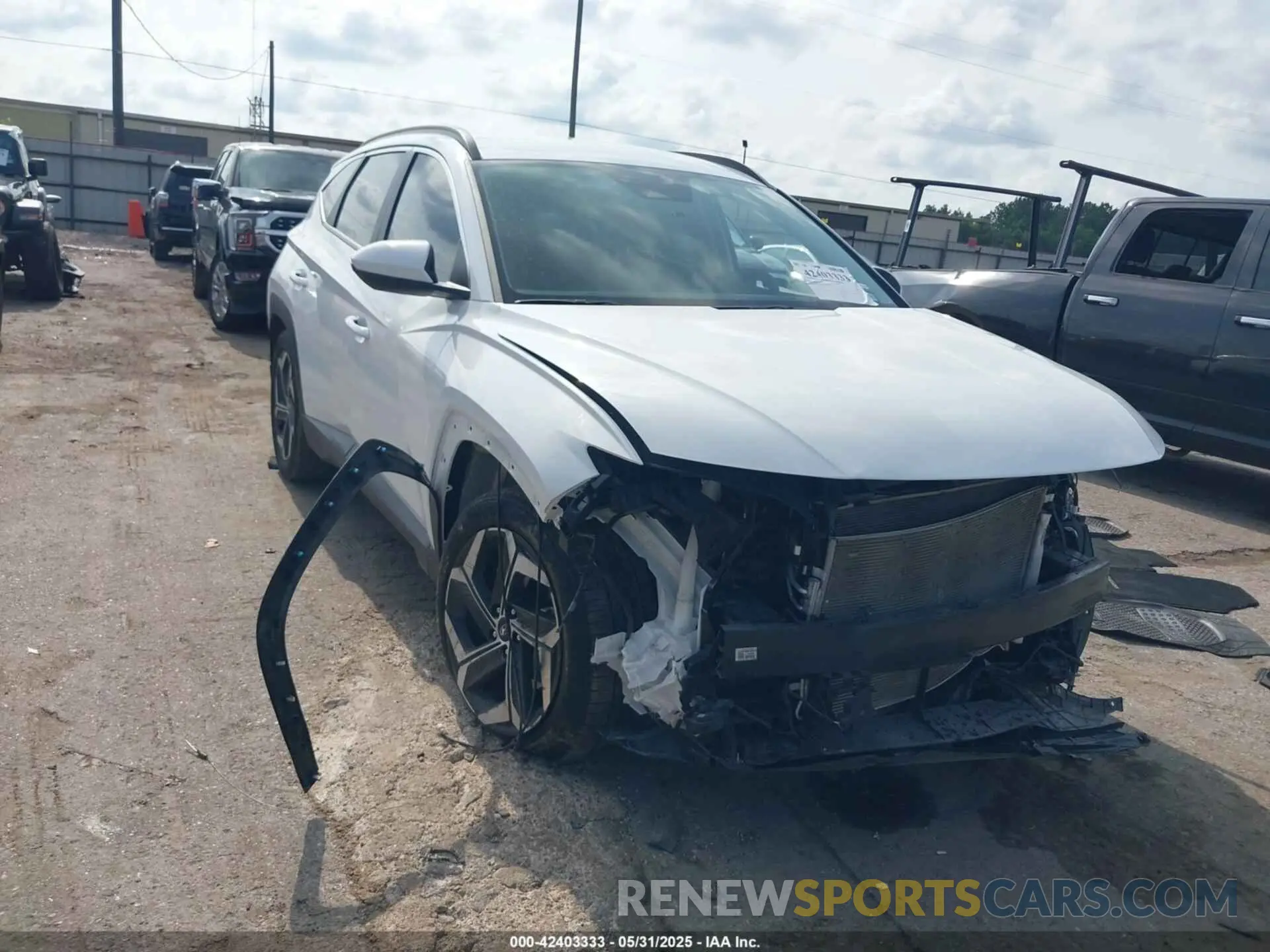 1 Photograph of a damaged car 5NMJB3DE2RH420443 HYUNDAI TUCSON 2024