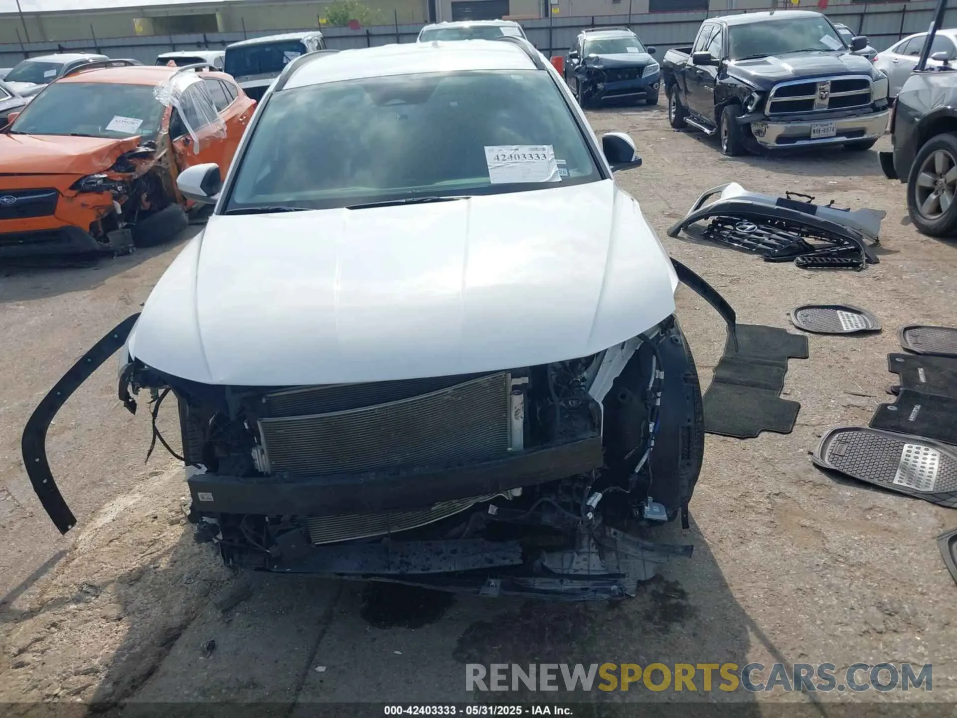 13 Photograph of a damaged car 5NMJB3DE2RH420443 HYUNDAI TUCSON 2024