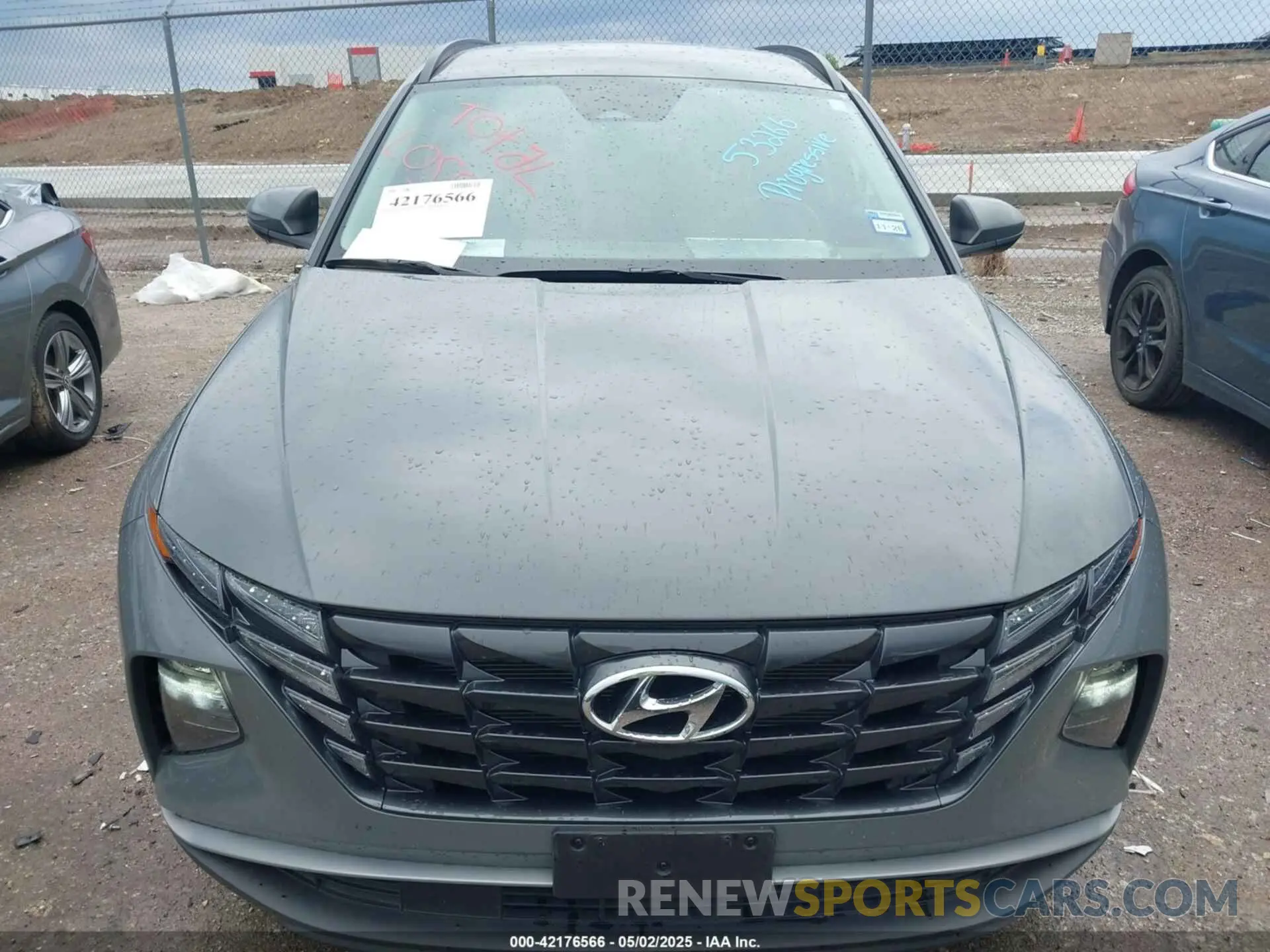12 Photograph of a damaged car 5NMJB3DE2RH423570 HYUNDAI TUCSON 2024