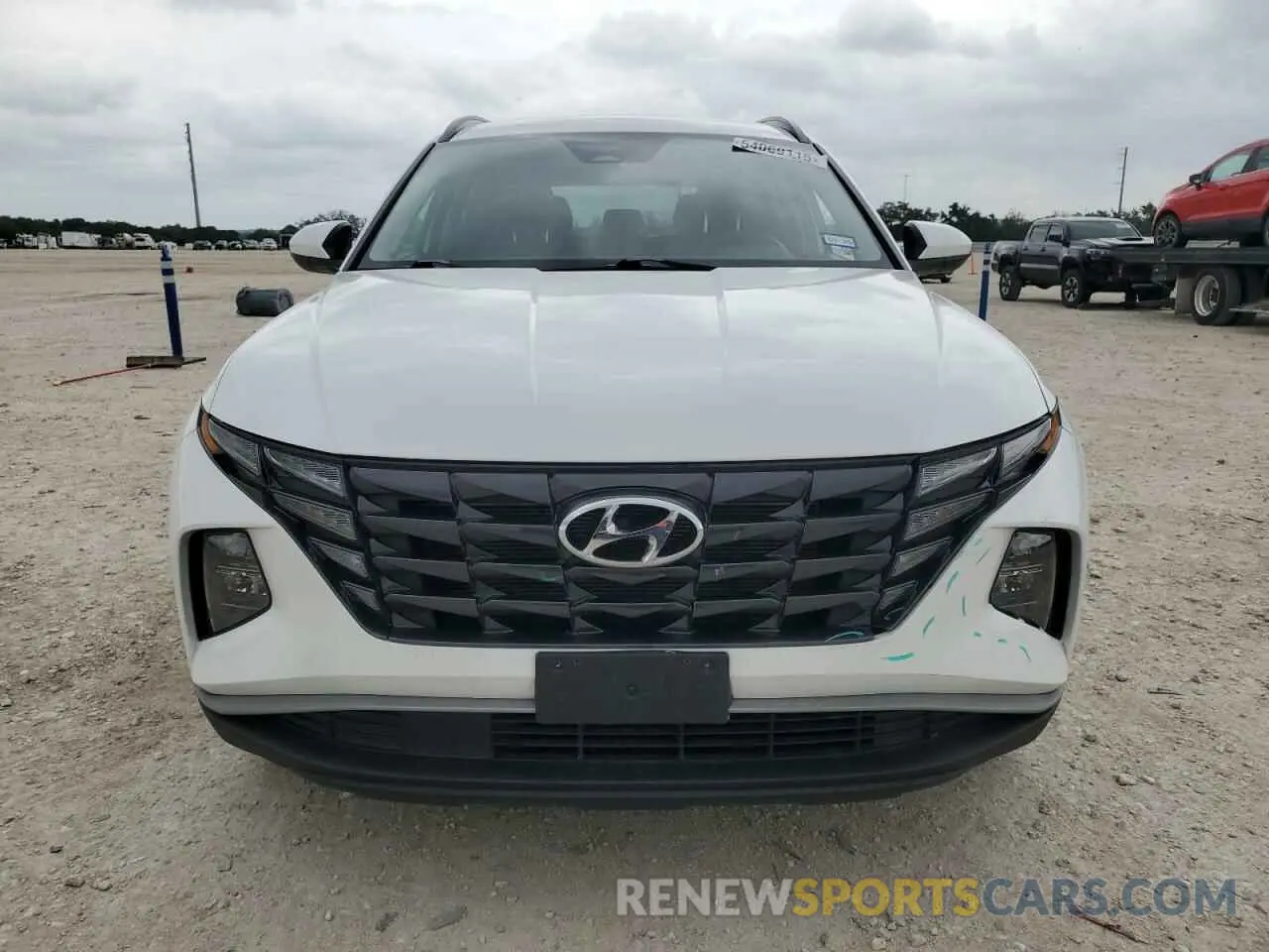 5 Photograph of a damaged car 5NMJB3DE3RH395780 HYUNDAI TUCSON 2024
