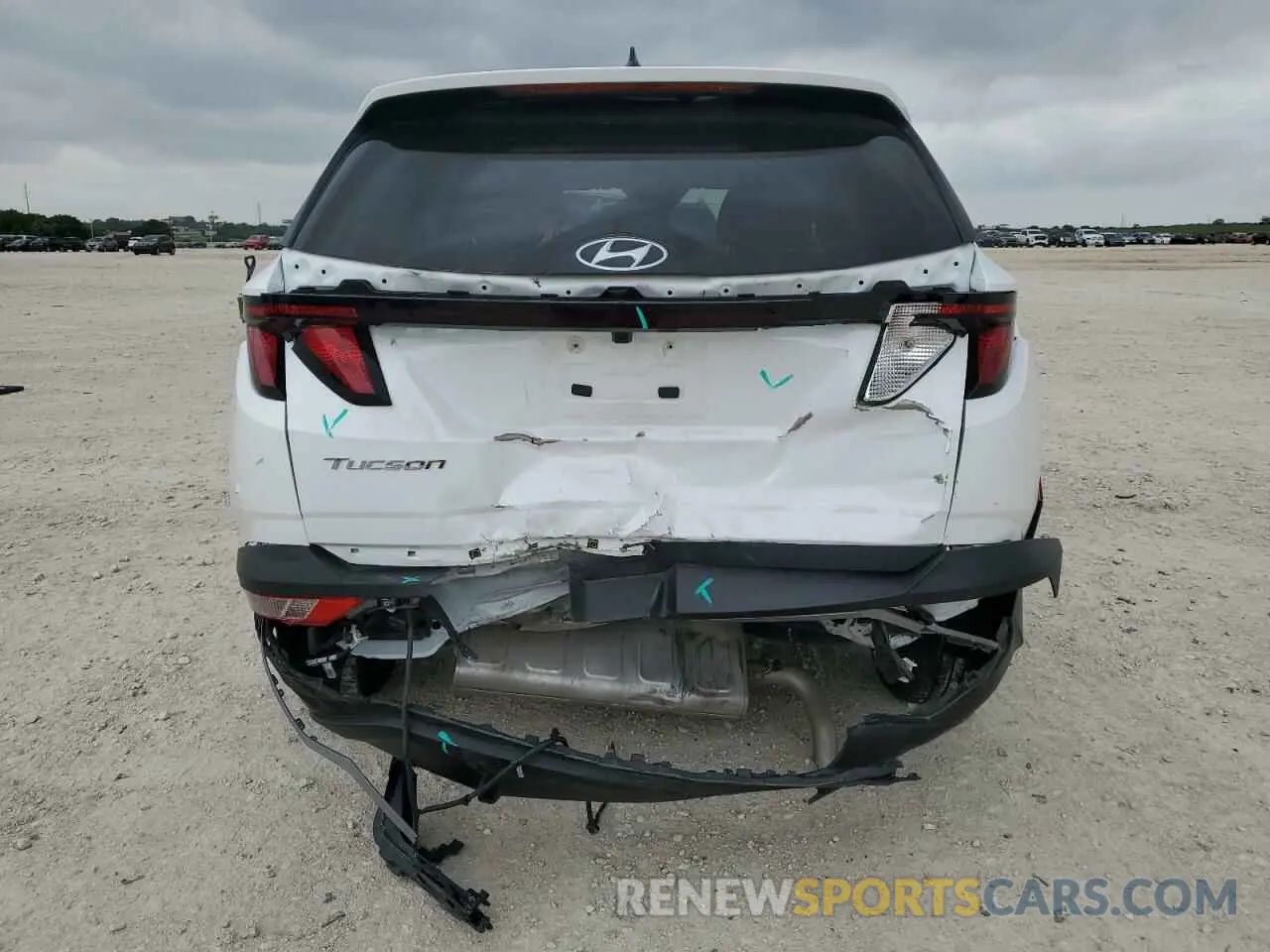 6 Photograph of a damaged car 5NMJB3DE3RH395780 HYUNDAI TUCSON 2024