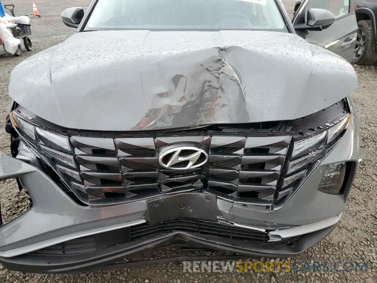 12 Photograph of a damaged car 5NMJB3DE3RH406325 HYUNDAI TUCSON 2024
