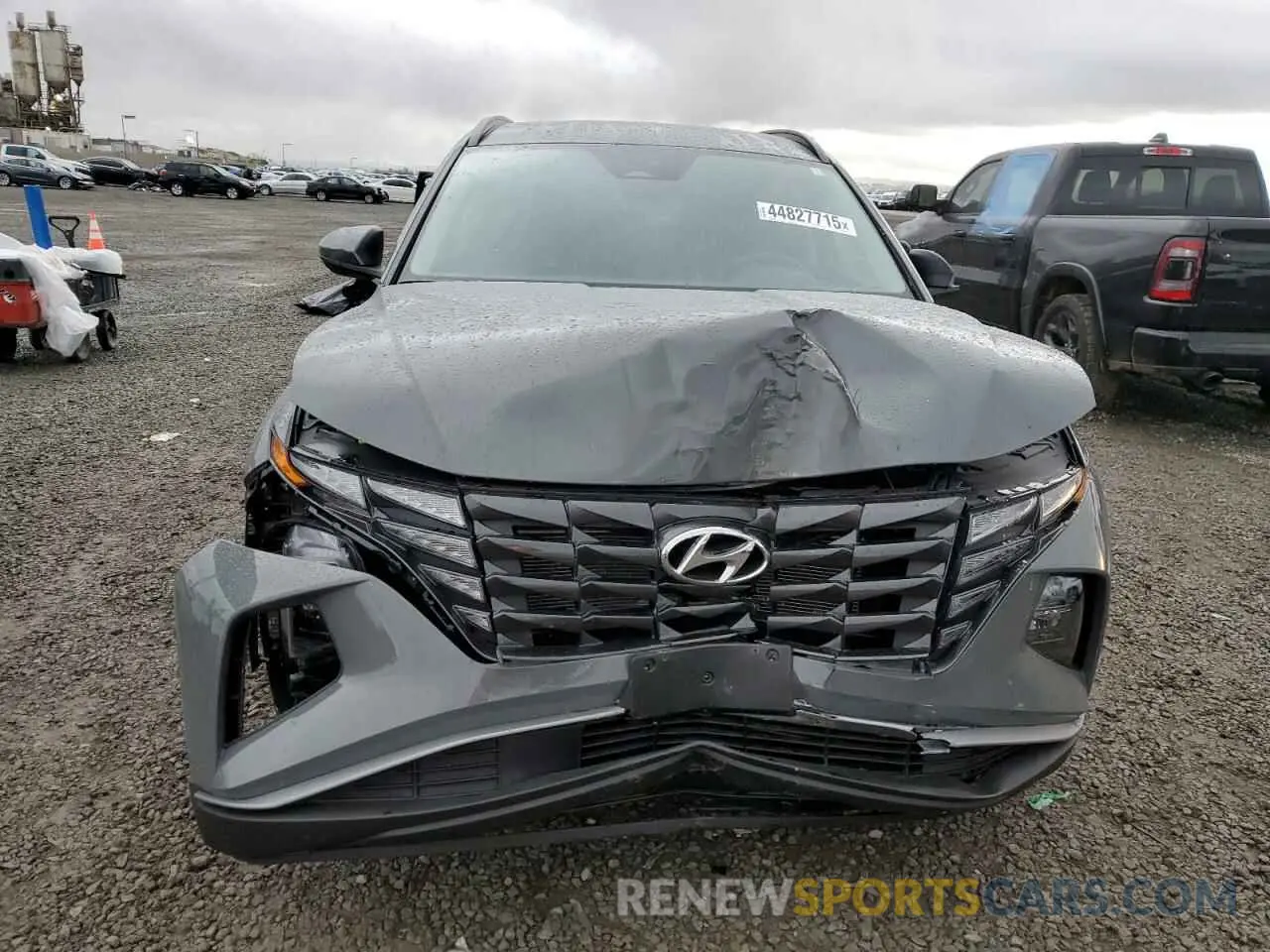 5 Photograph of a damaged car 5NMJB3DE3RH406325 HYUNDAI TUCSON 2024