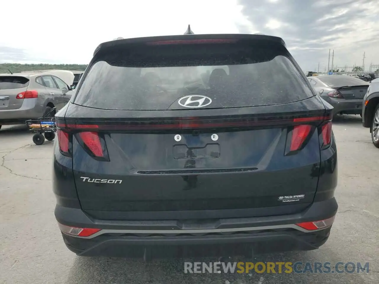 6 Photograph of a damaged car 5NMJB3DE3RH420967 HYUNDAI TUCSON 2024
