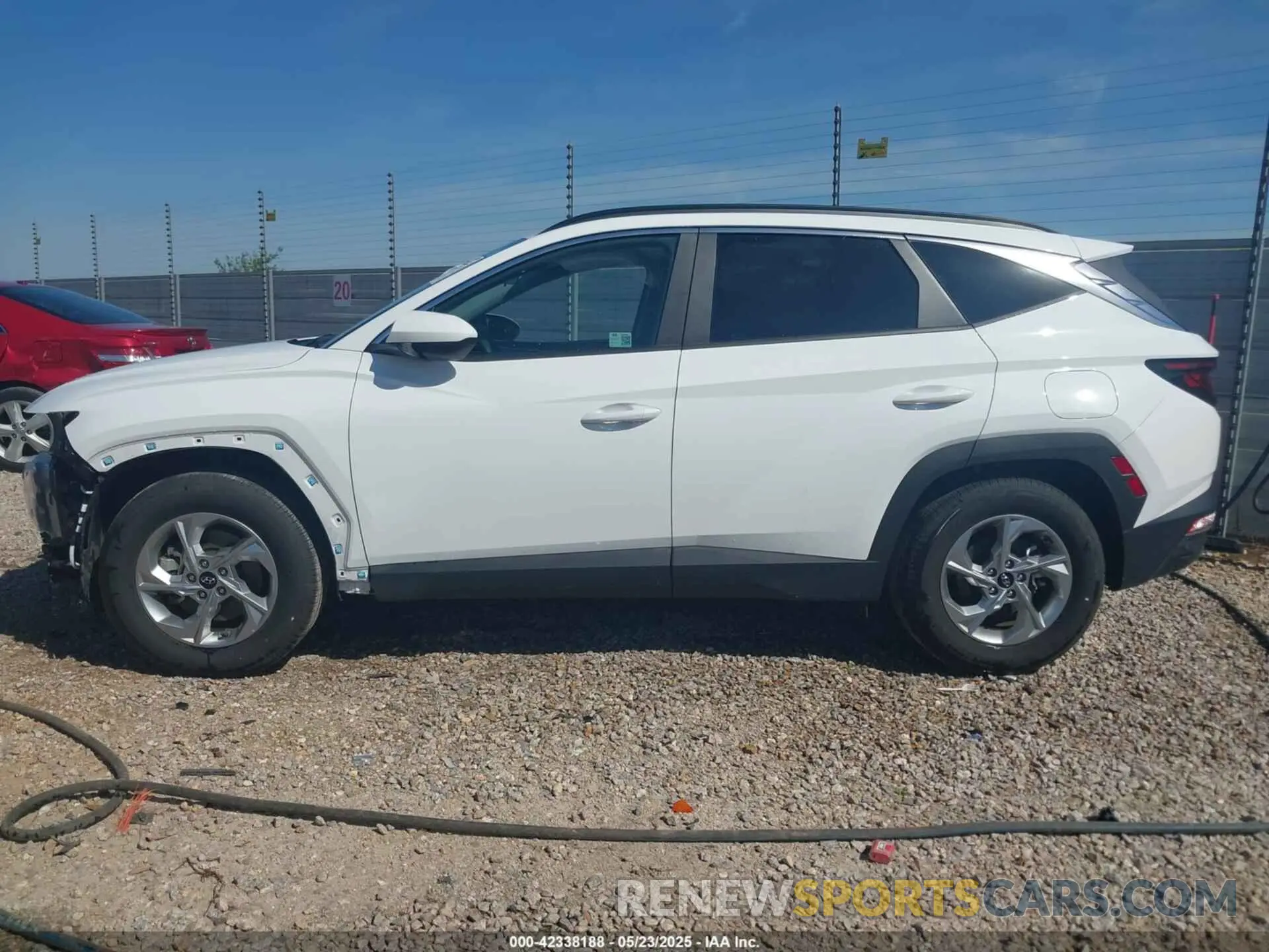 15 Photograph of a damaged car 5NMJB3DE3RH421665 HYUNDAI TUCSON 2024