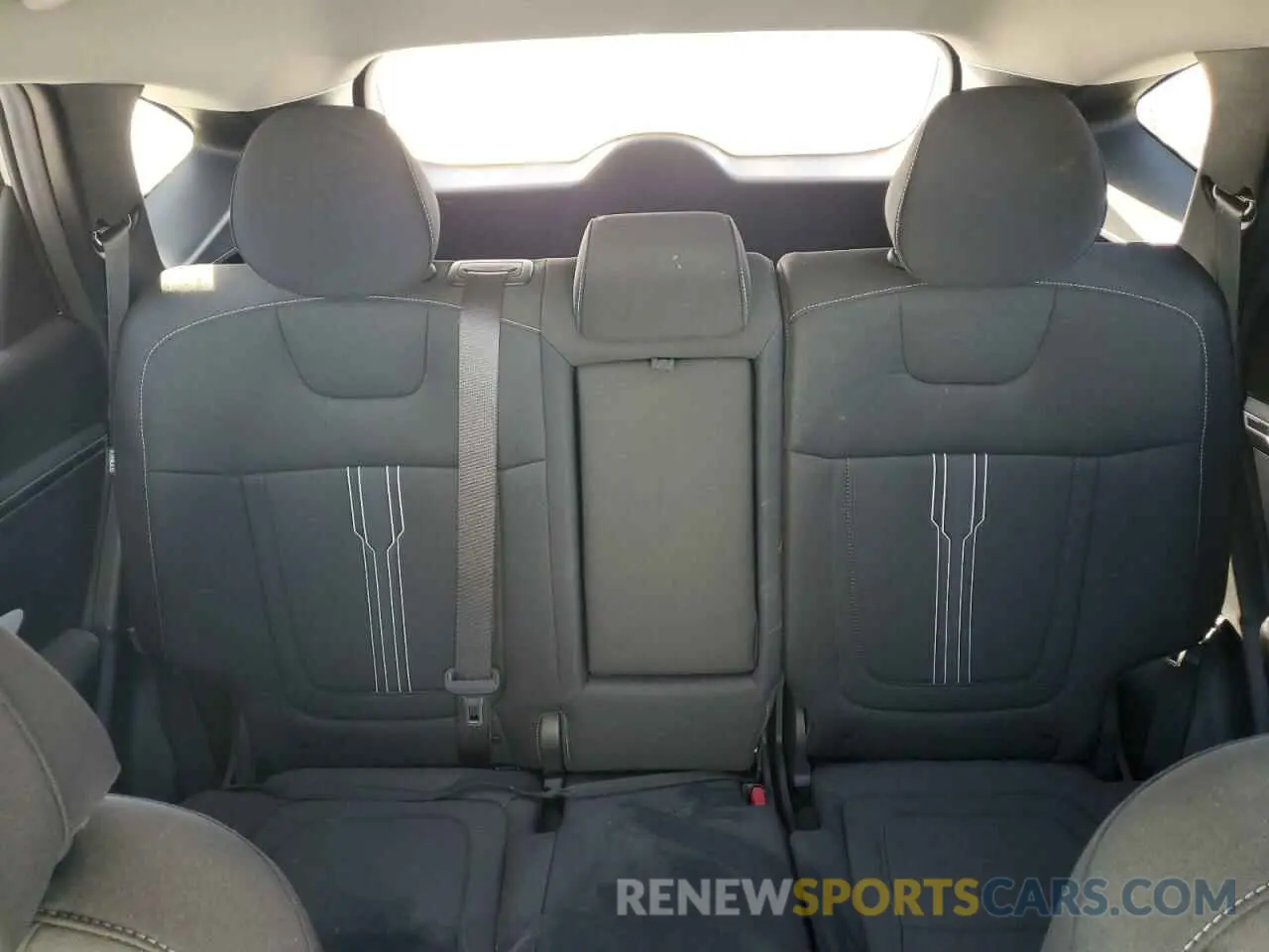 10 Photograph of a damaged car 5NMJB3DE4RH337161 HYUNDAI TUCSON 2024