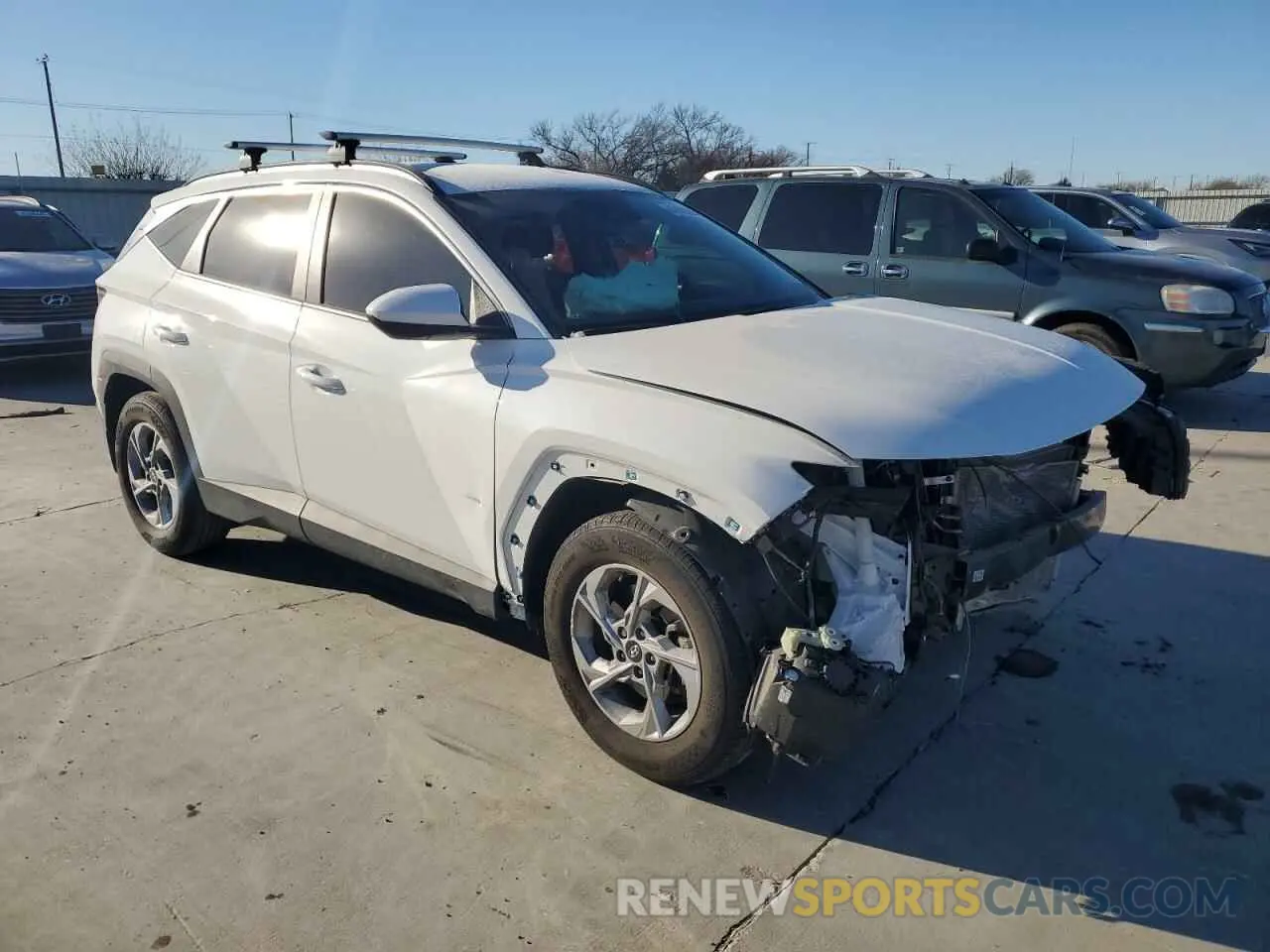 4 Photograph of a damaged car 5NMJB3DE4RH337161 HYUNDAI TUCSON 2024