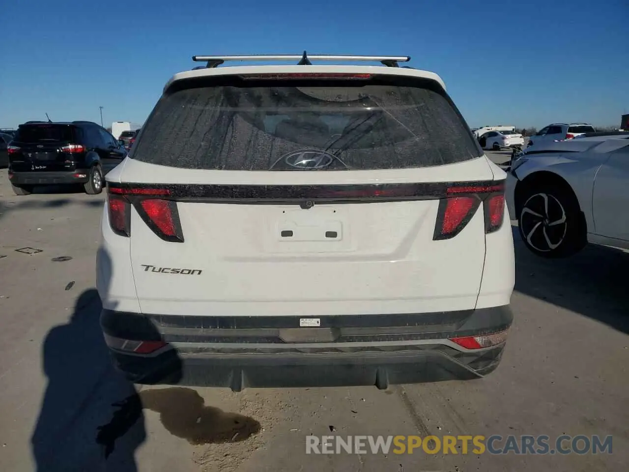 6 Photograph of a damaged car 5NMJB3DE4RH337161 HYUNDAI TUCSON 2024