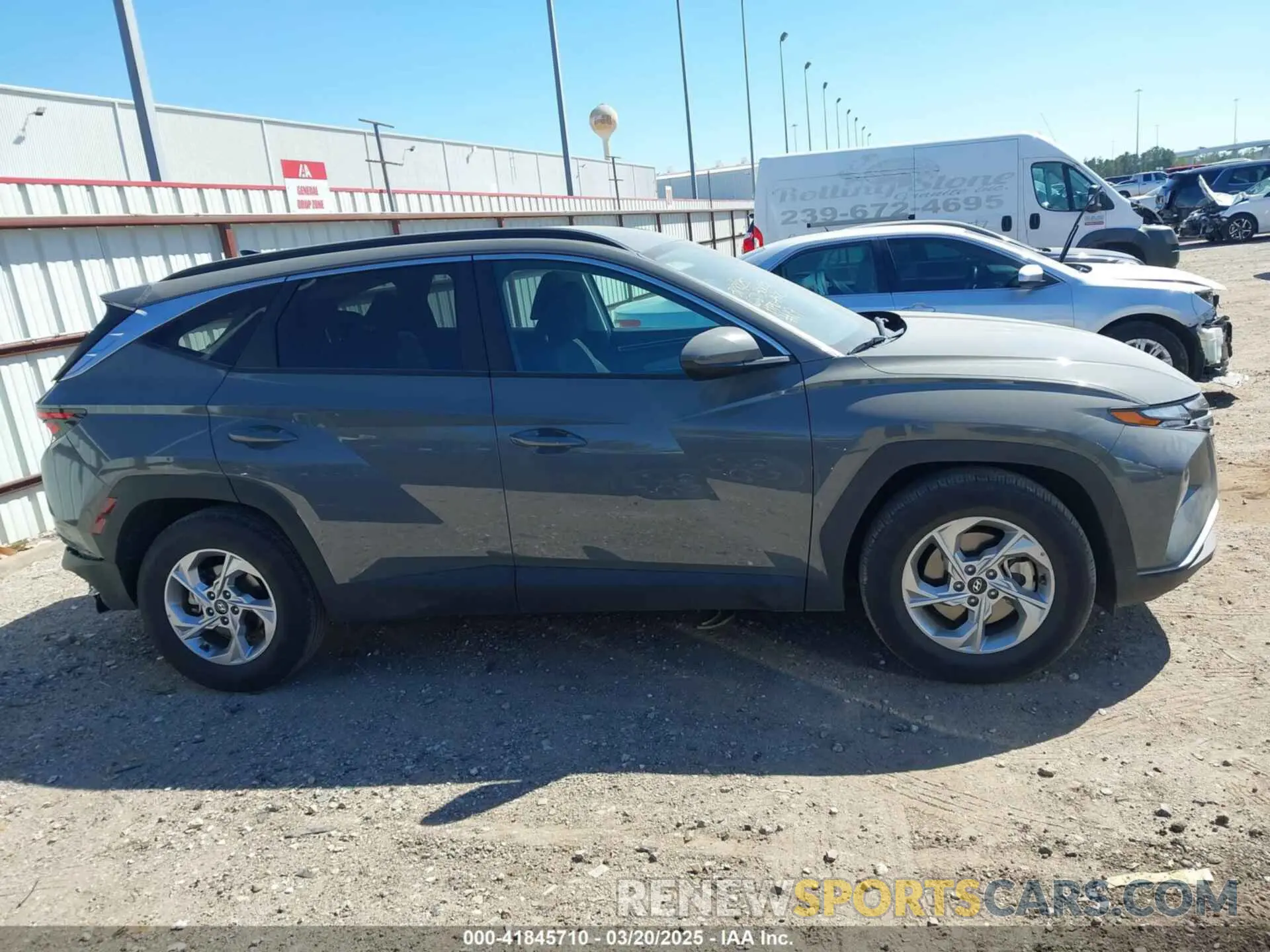 14 Photograph of a damaged car 5NMJB3DE4RH339654 HYUNDAI TUCSON 2024