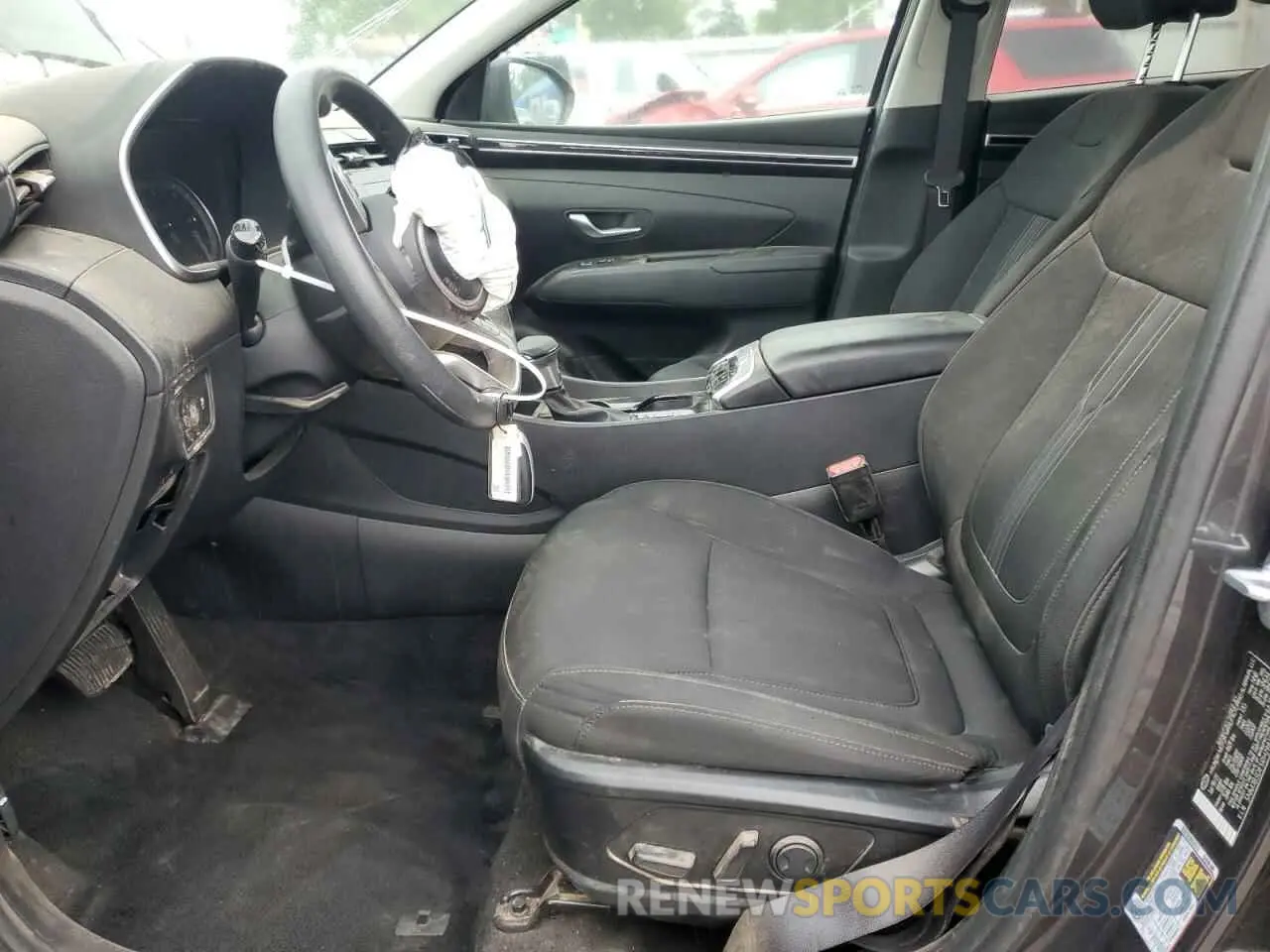 7 Photograph of a damaged car 5NMJB3DE5RH298127 HYUNDAI TUCSON 2024