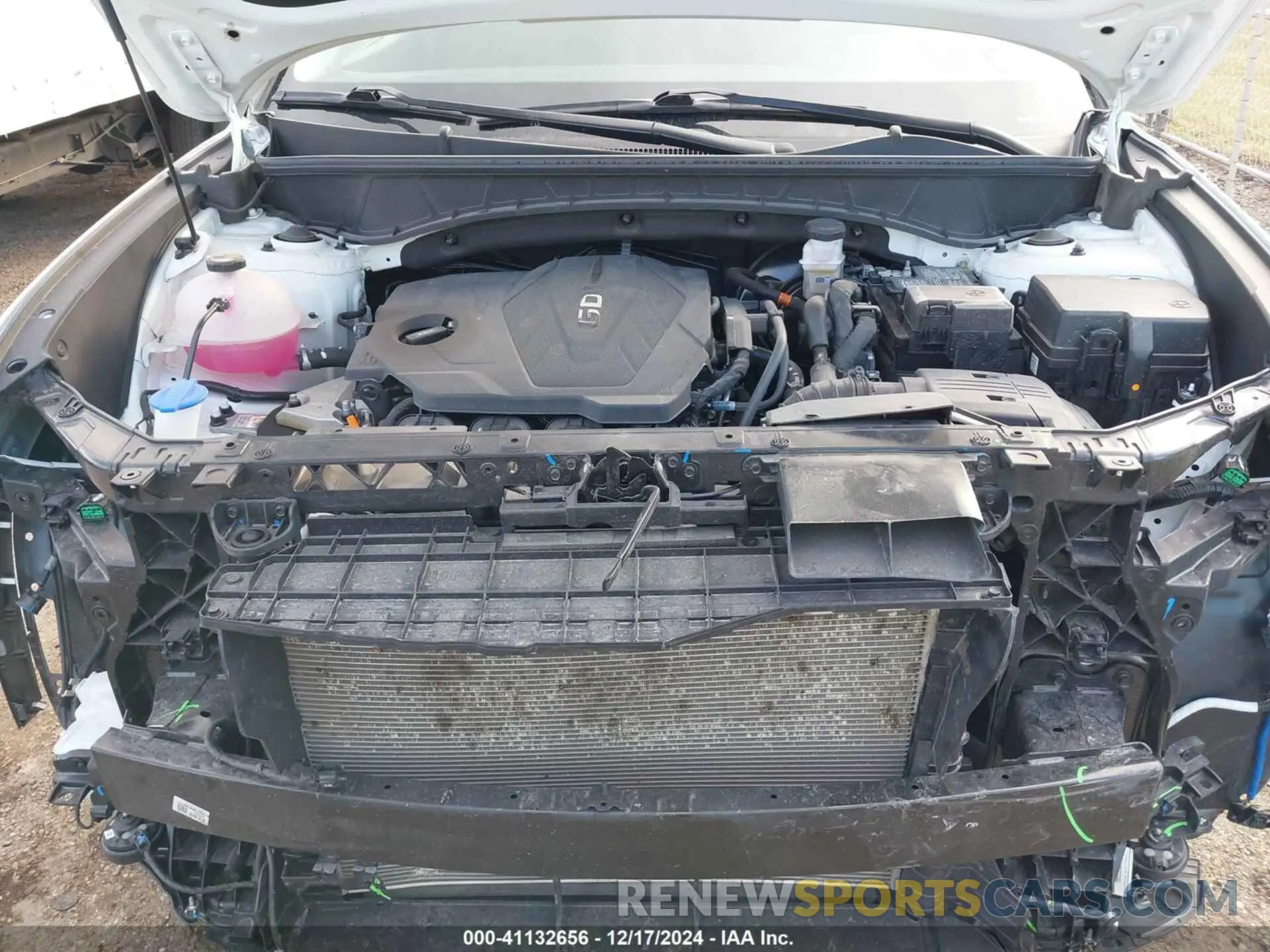 10 Photograph of a damaged car 5NMJB3DE5RH371478 HYUNDAI TUCSON 2024