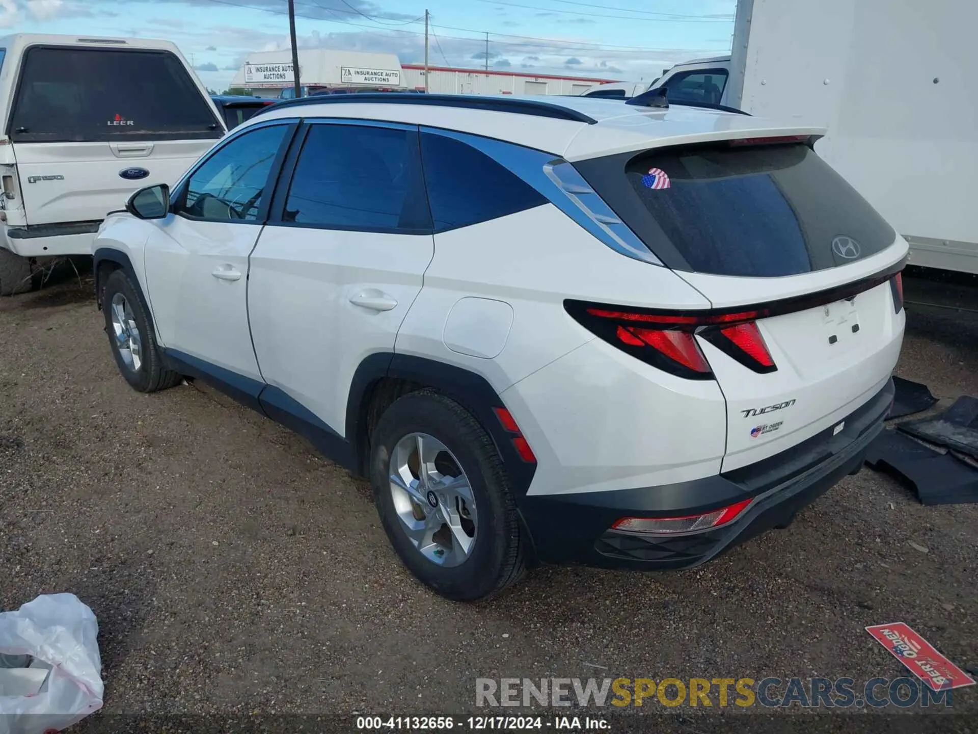 3 Photograph of a damaged car 5NMJB3DE5RH371478 HYUNDAI TUCSON 2024