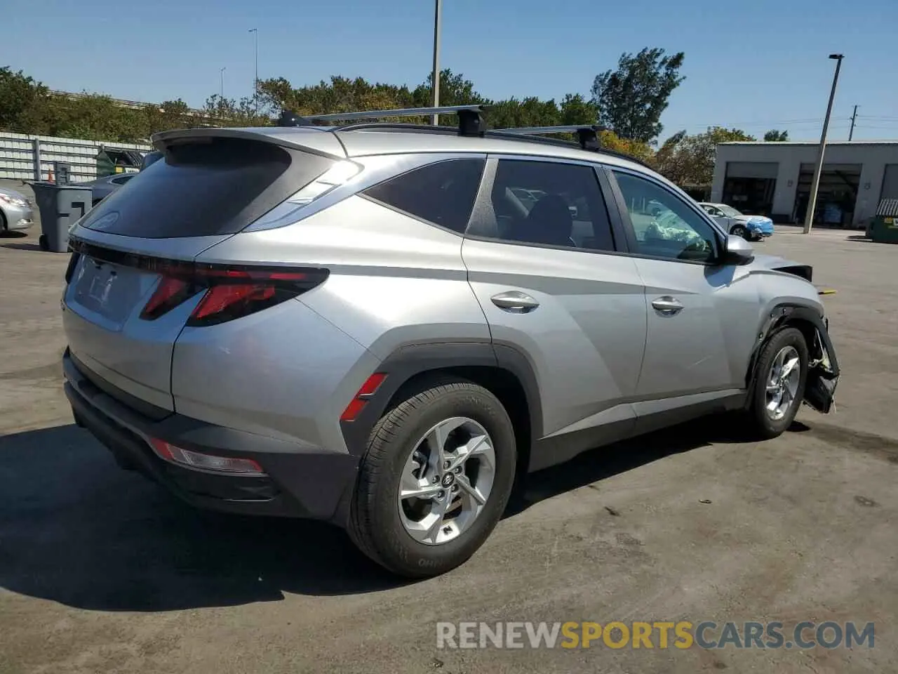 3 Photograph of a damaged car 5NMJB3DE5RH379354 HYUNDAI TUCSON 2024