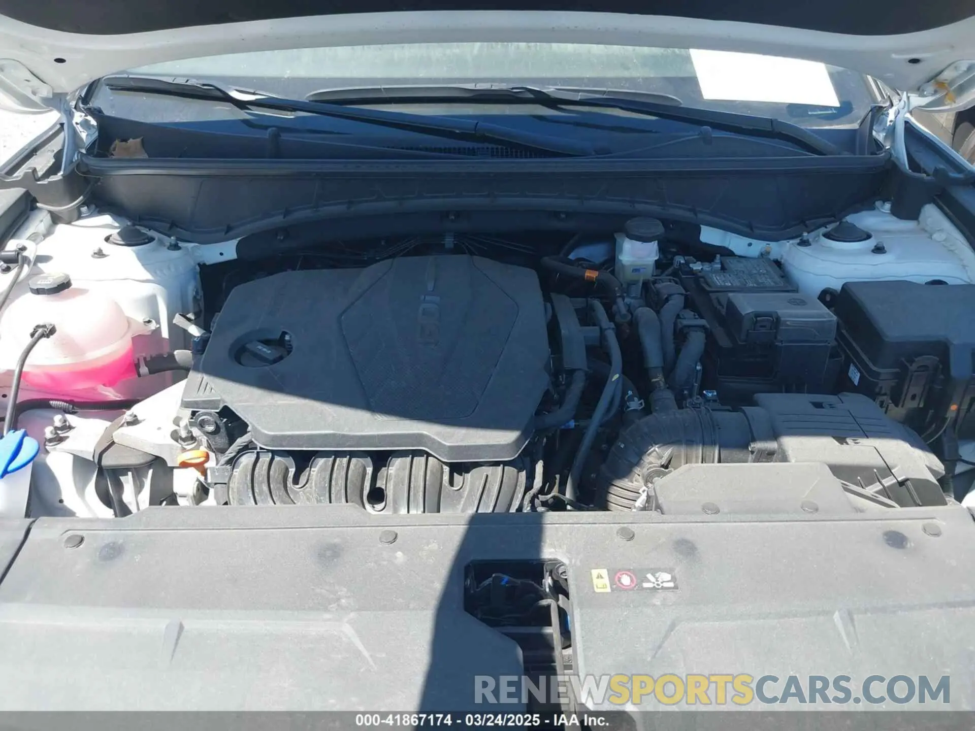 10 Photograph of a damaged car 5NMJB3DE5RH395876 HYUNDAI TUCSON 2024