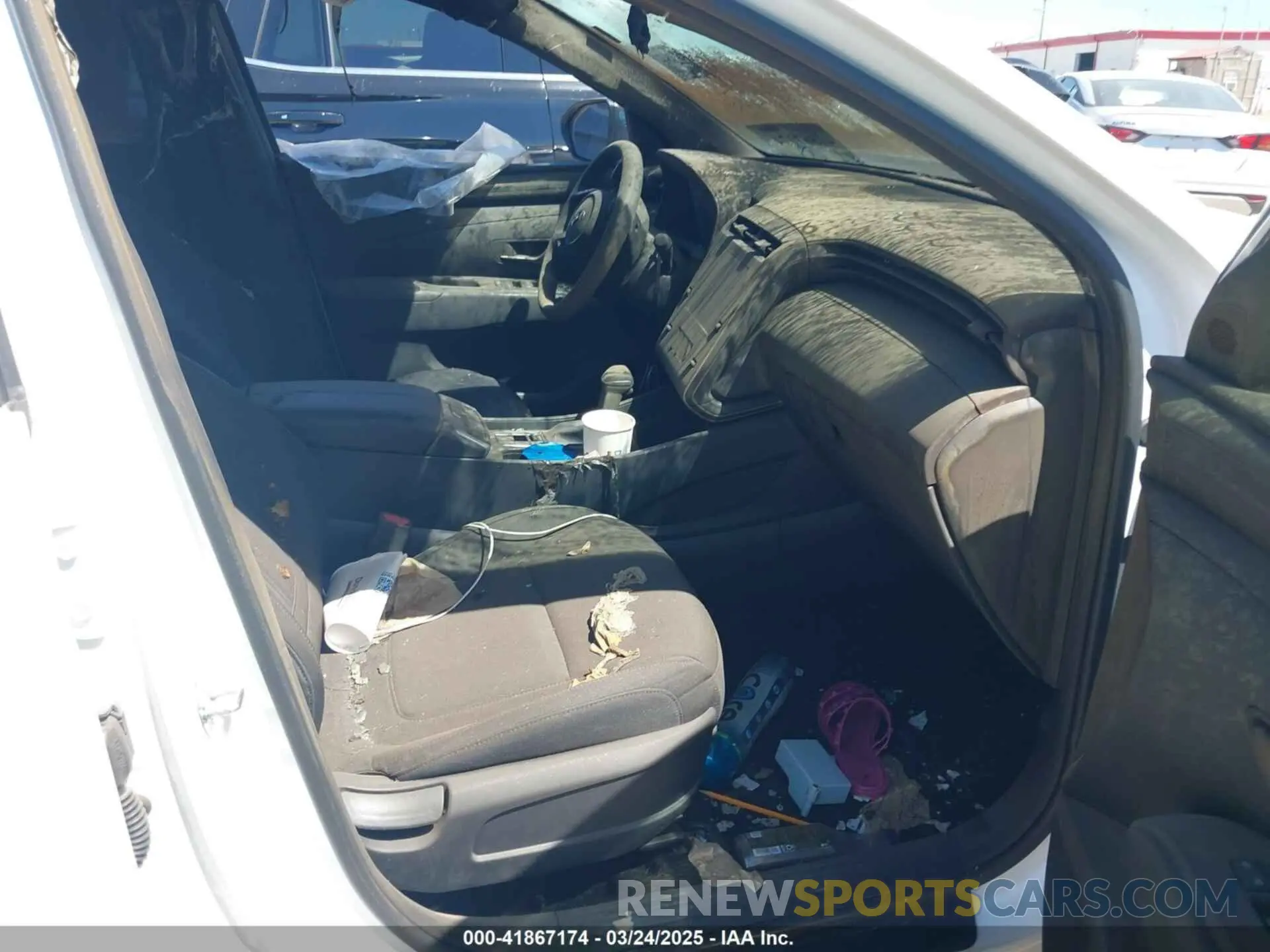 5 Photograph of a damaged car 5NMJB3DE5RH395876 HYUNDAI TUCSON 2024