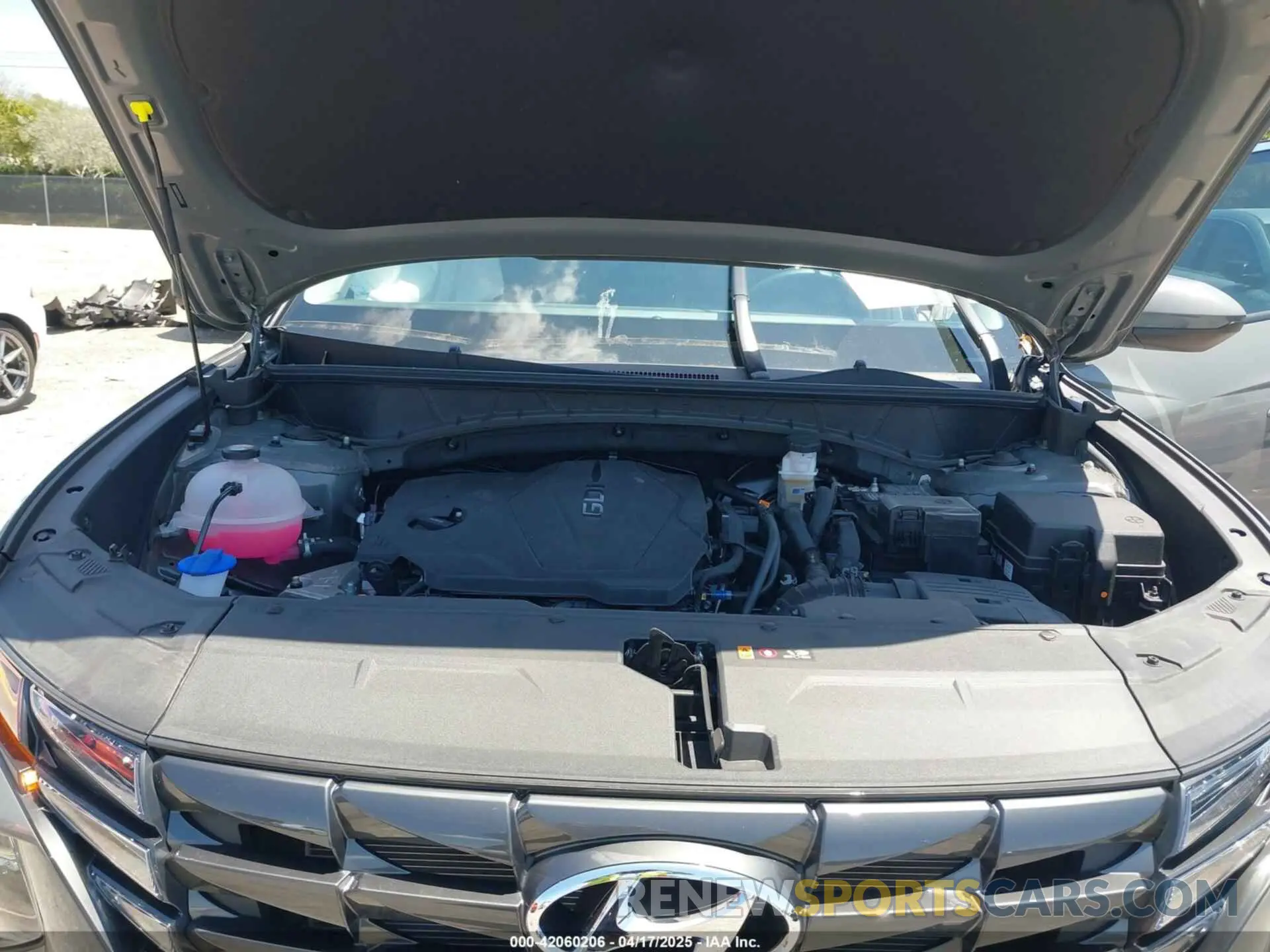 10 Photograph of a damaged car 5NMJB3DE5RH426267 HYUNDAI TUCSON 2024