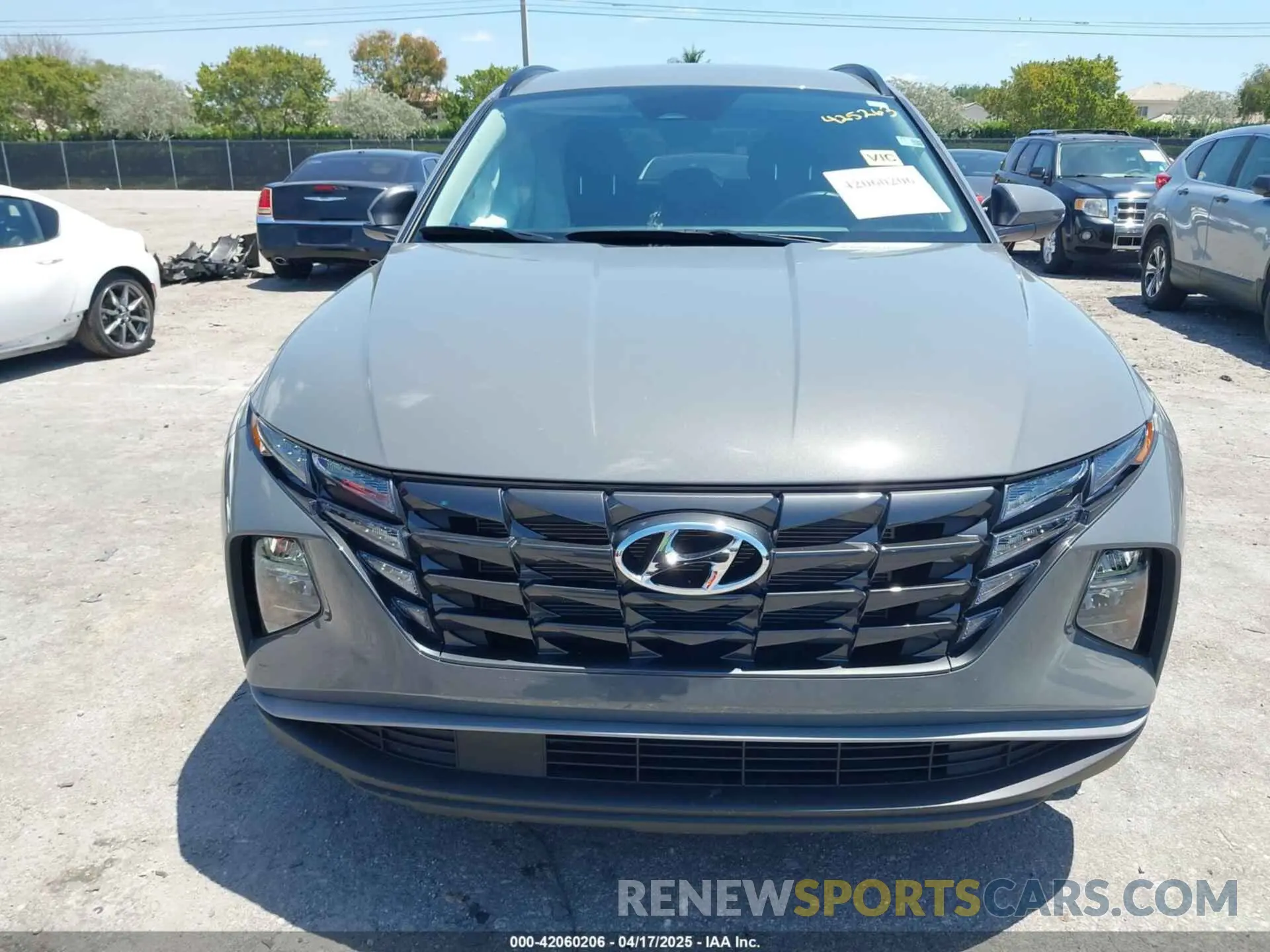 12 Photograph of a damaged car 5NMJB3DE5RH426267 HYUNDAI TUCSON 2024
